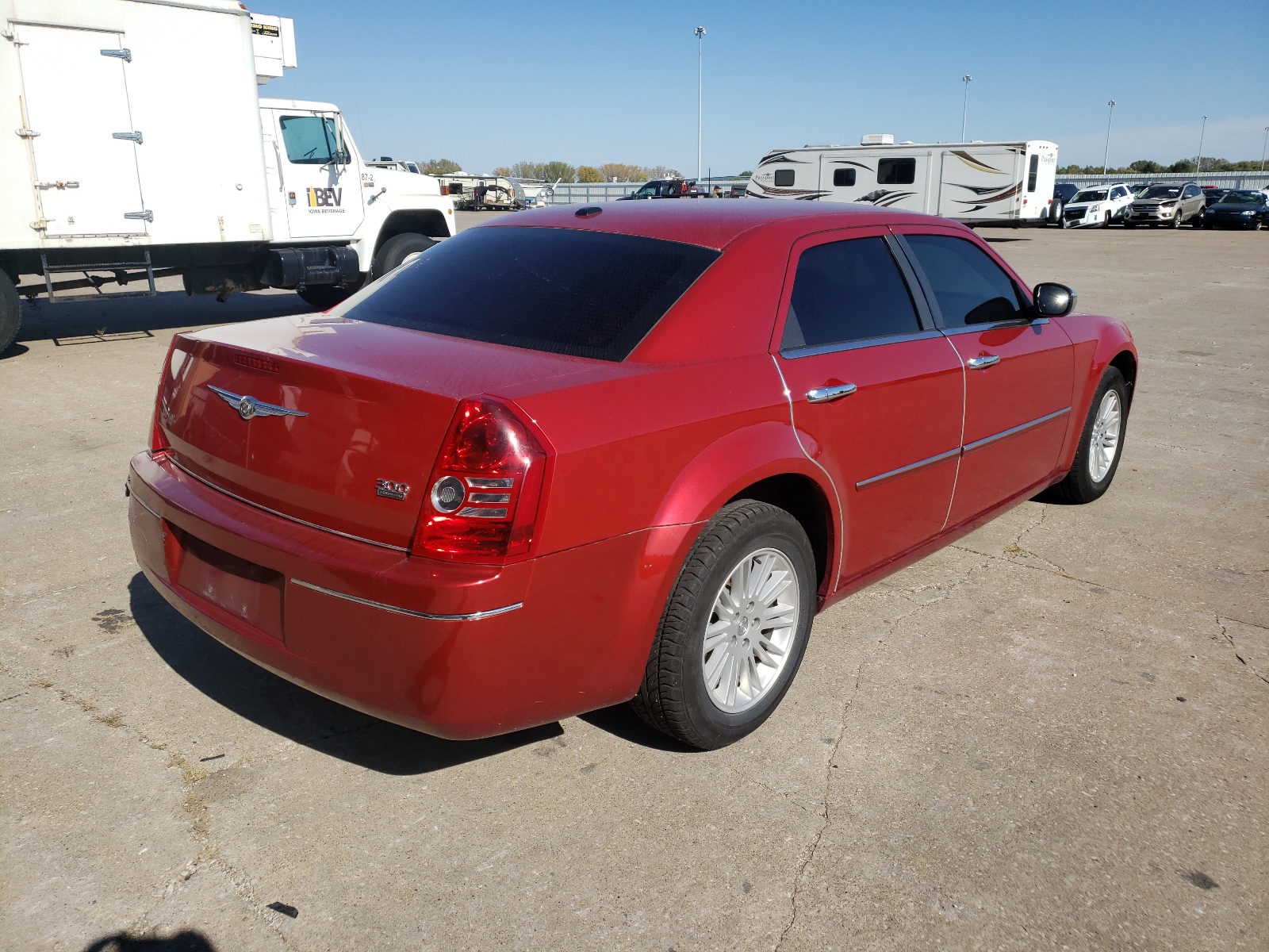 Photo 4 from auction – 2010 CHRYSLER 300 TOURIN with VIN 2C3CA5CV5AH326778