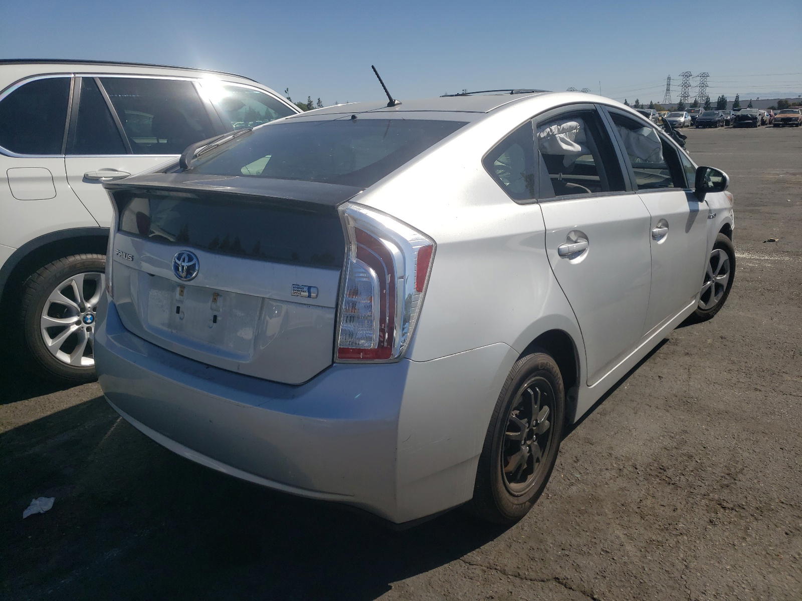 Photo 4 from auction – 2015 TOYOTA PRIUS with VIN JTDKN3DU8F1933916