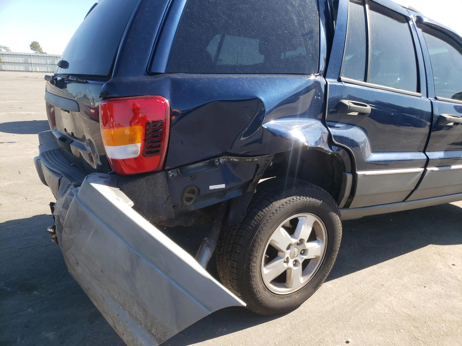 Photo 9 from auction – 2002 JEEP GRAND CHER with VIN 1J4GX48N12C195636