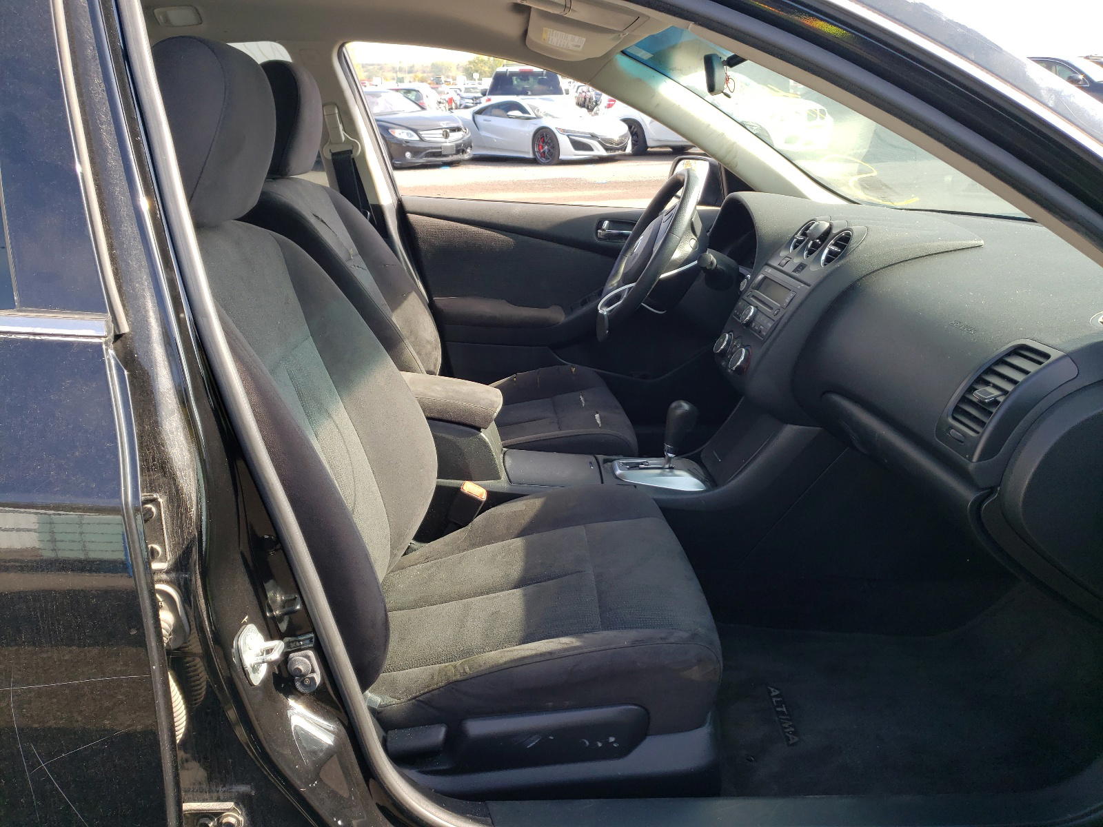 Photo 5 from auction – 2011 NISSAN ALTIMA SR with VIN 1N4BL2AP0BC166937
