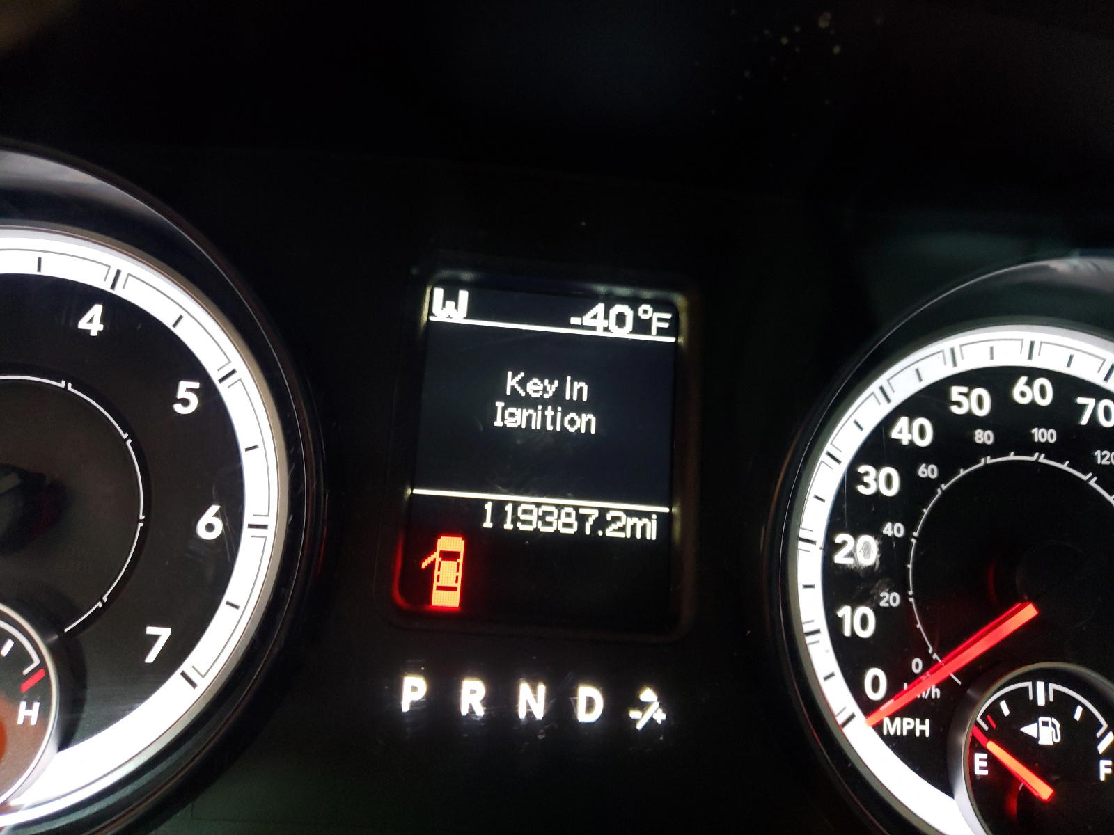 Photo 8 from auction – 2015 RAM 1500 ST with VIN 1C6RR7KT1FS508589