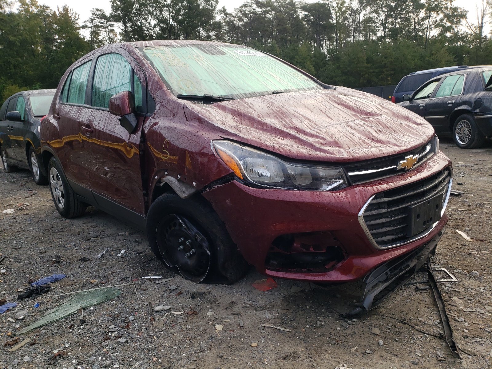 CHEVROLET TRAX LS 2017 with VIN 3GNCJKSB9HL165684 - Photo from auction