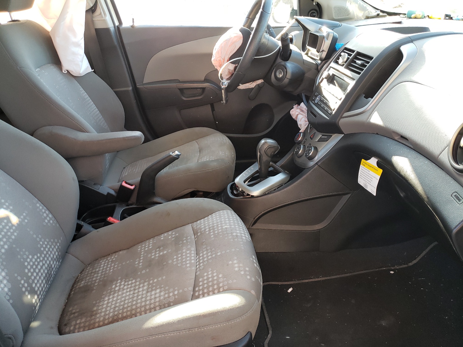 Photo 5 from auction – 2016 CHEVROLET SONIC LS with VIN 1G1JA6SH4G4164399