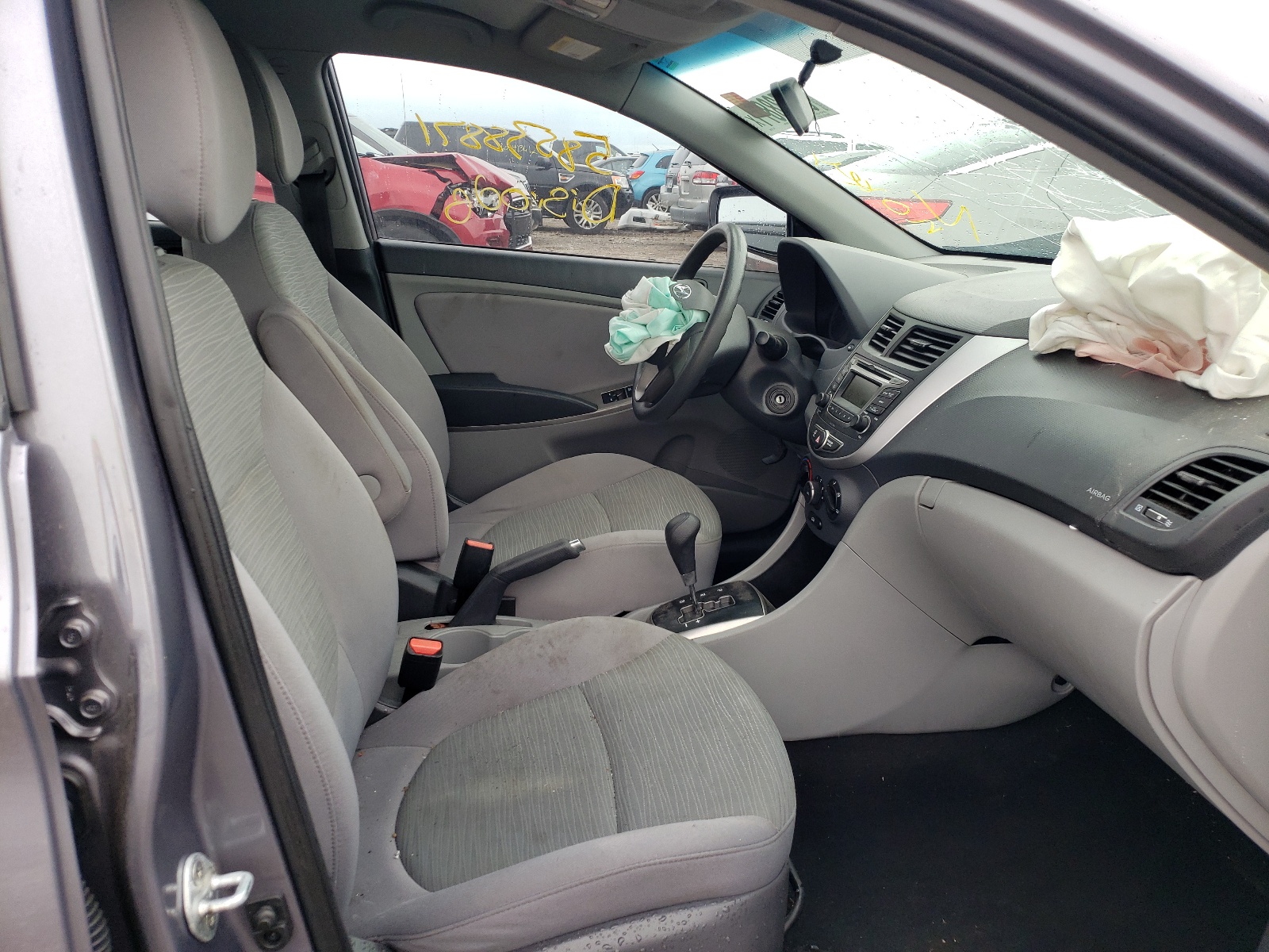 Photo 5 from auction – 2017 HYUNDAI ACCENT SE with VIN KMHCT4AE9HU297209