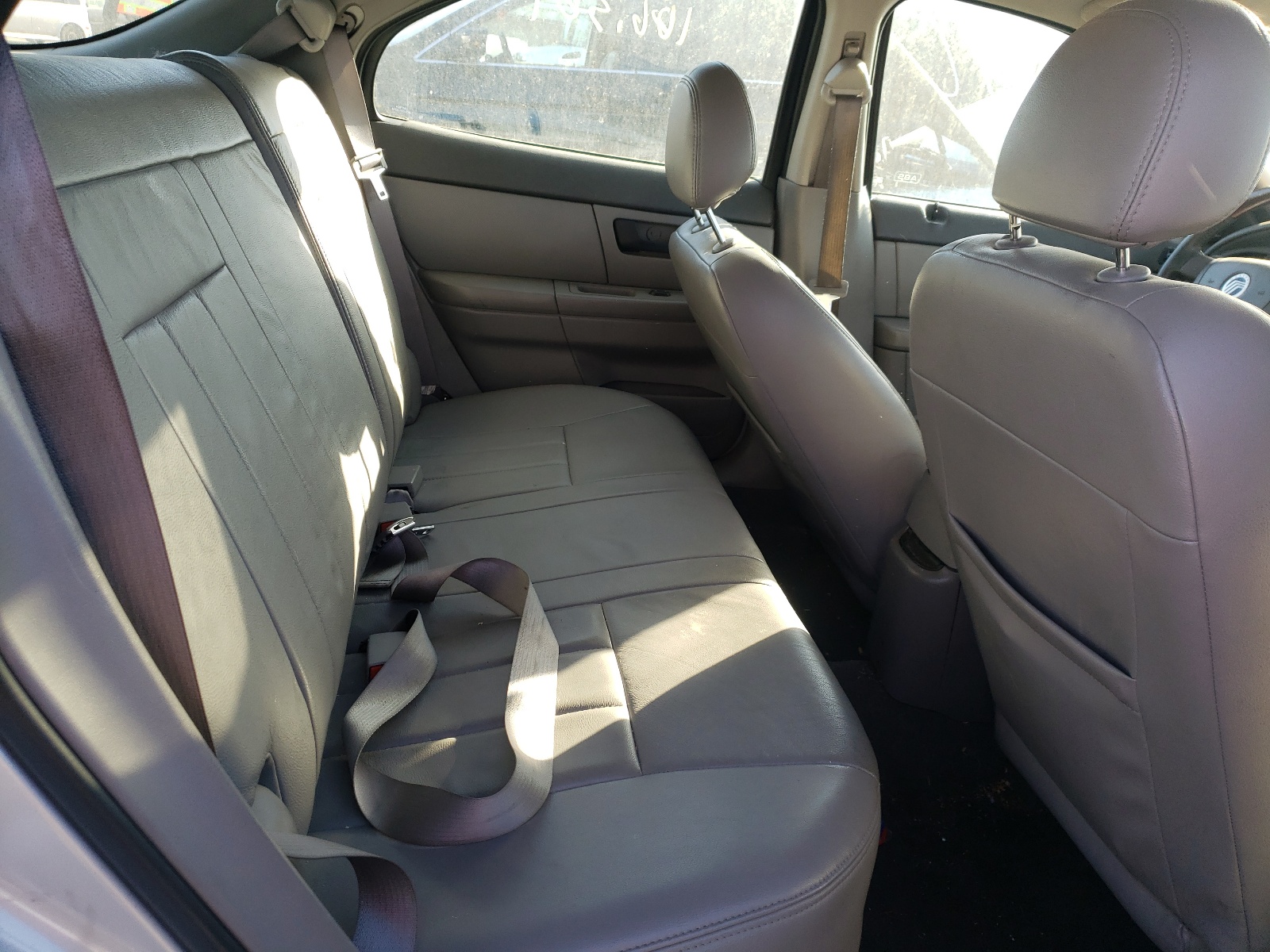 Фото 6 с аукциона – 2005 MERCURY SABLE LS P с VIN 1MEFM59S45A610452