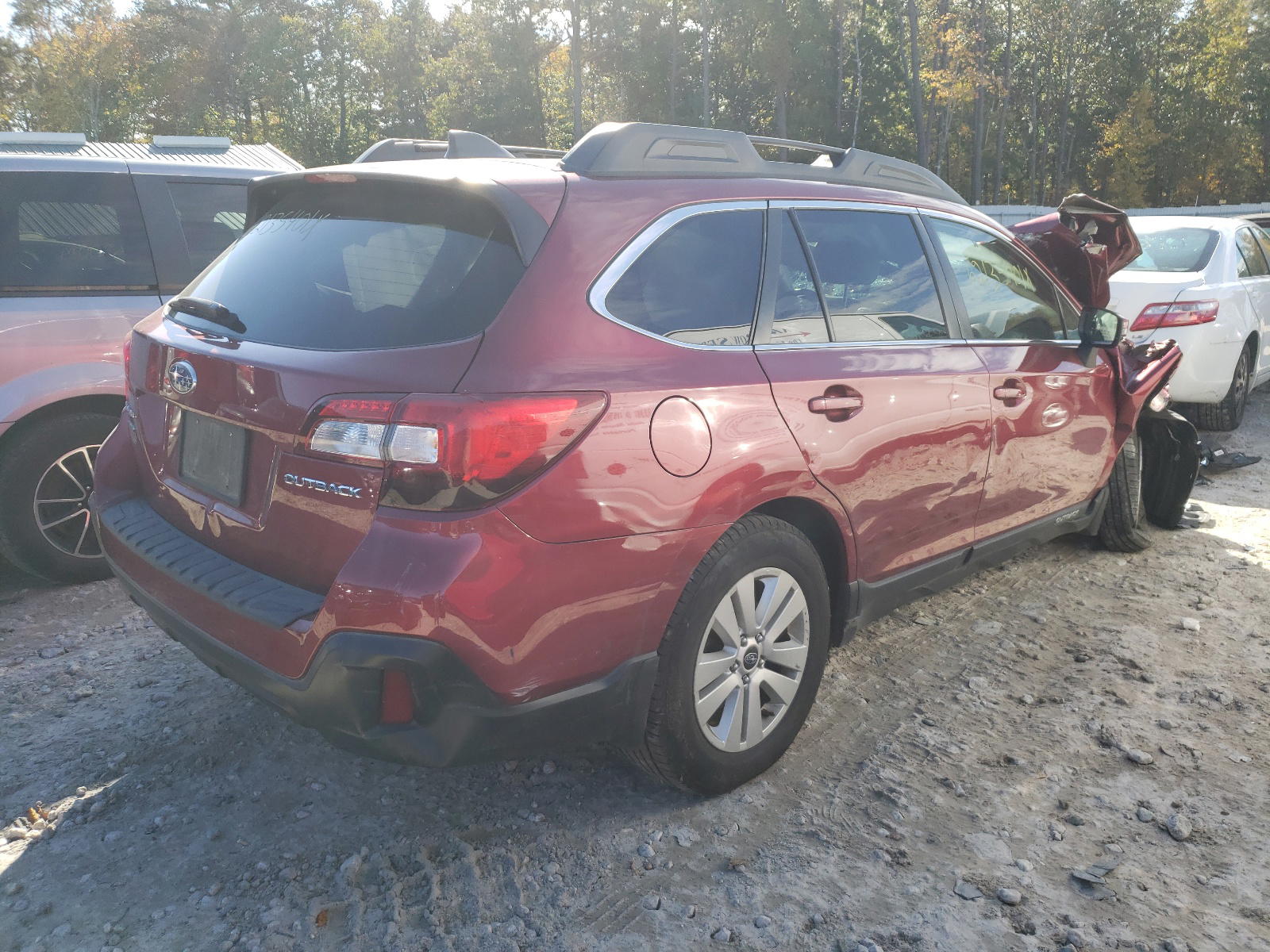 Photo 4 from auction – 2019 SUBARU OUTBACK 2. with VIN 4S4BSAFC2K3284383