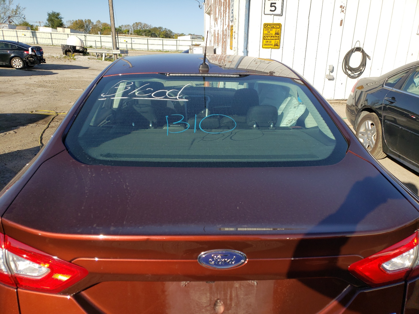Photo 9 from auction – 2016 FORD FUSION SE with VIN 3FA6P0H72GR163921
