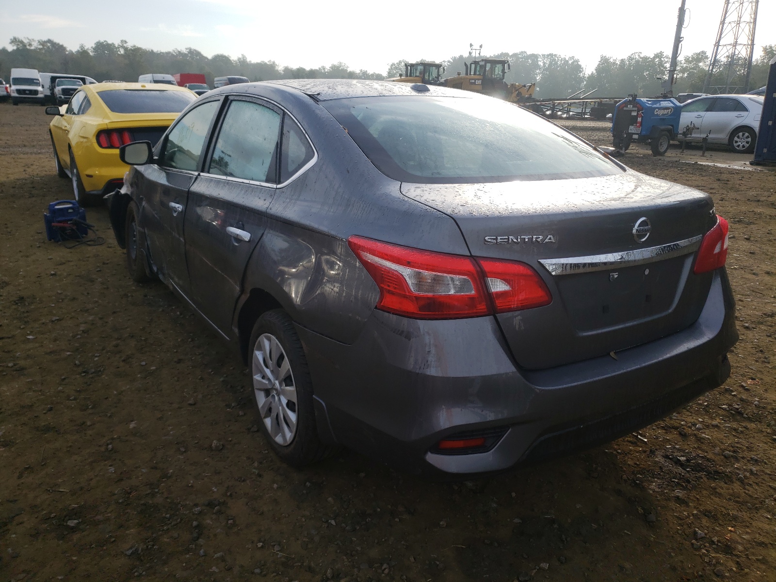 Photo 3 from auction – 2017 NISSAN SENTRA S with VIN 3N1AB7AP8HL677124