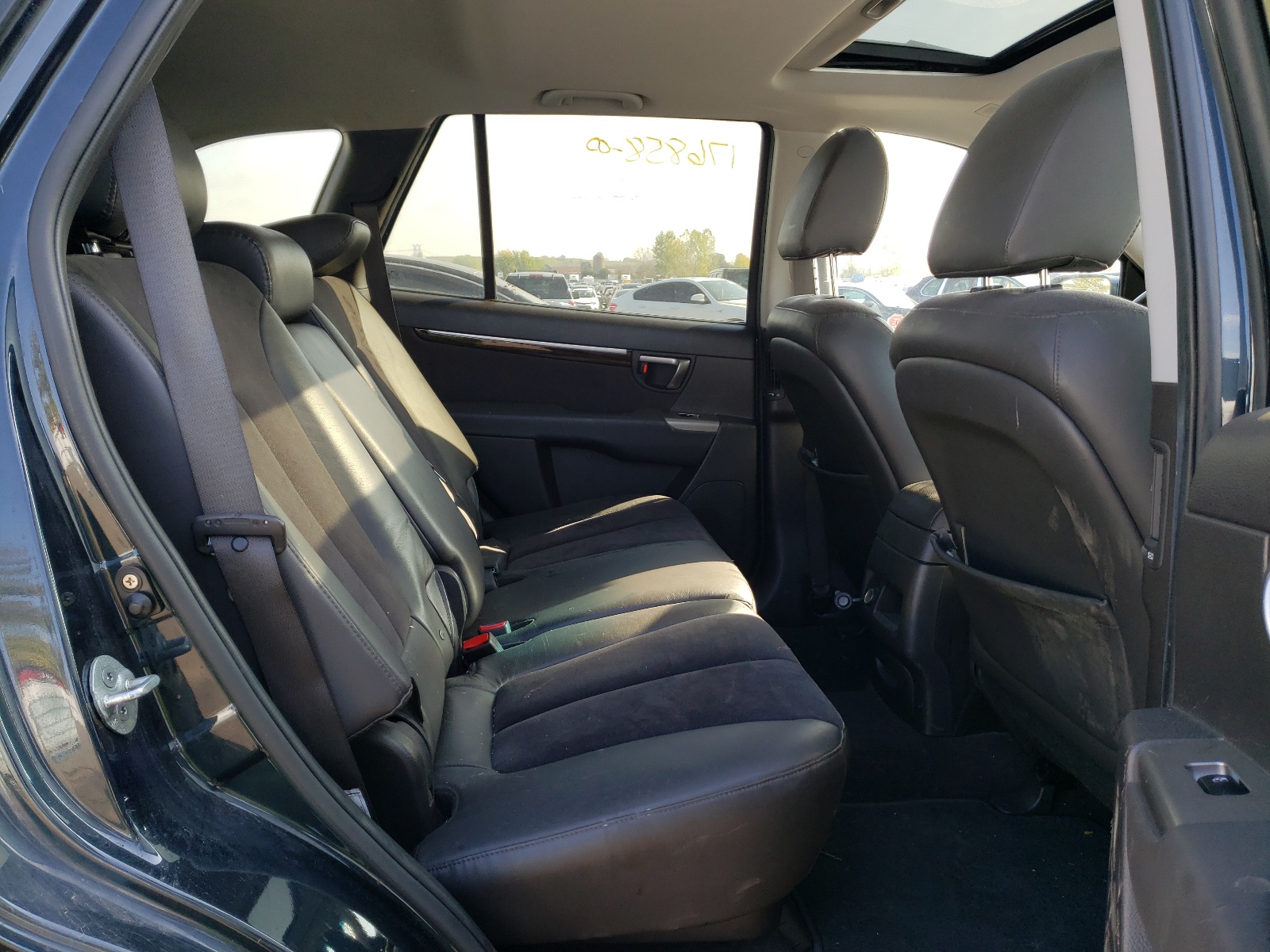 Photo 6 from auction – 2010 HYUNDAI SANTA FE G with VIN 5NMSGDAG6AH339368