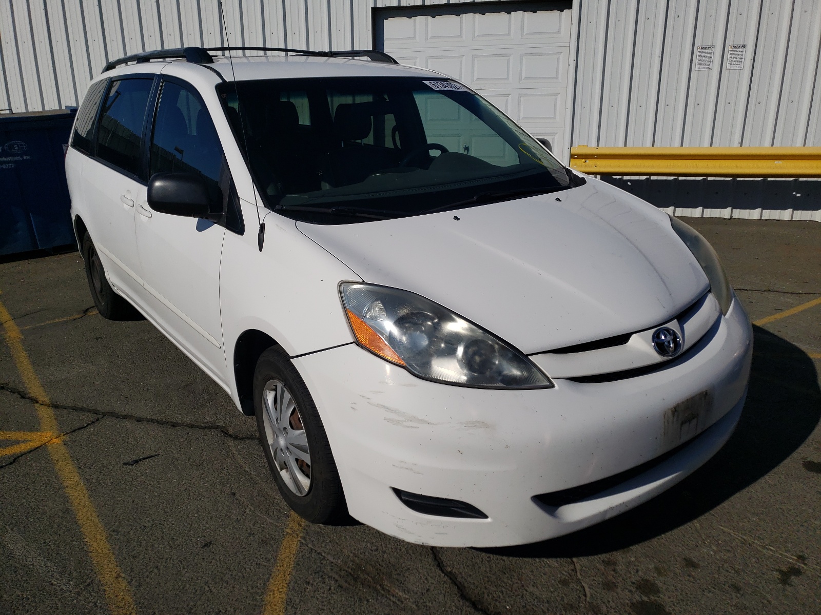 Photo 1 from auction – 2008 TOYOTA SIENNA CE with VIN 5TDZK23C68S197722