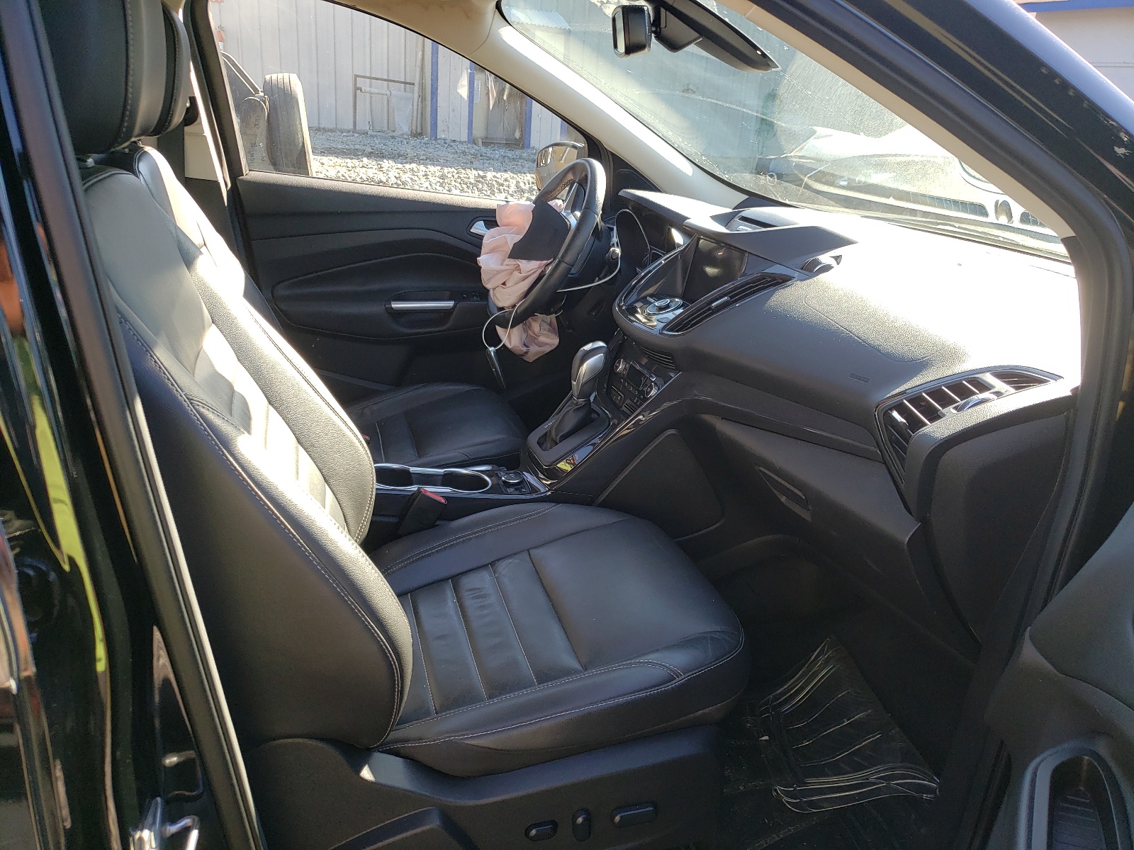Zdjęcie 5 z aukcji – 2016 FORD ESCAPE TIT z VIN 1FMCU0J98GUB19640