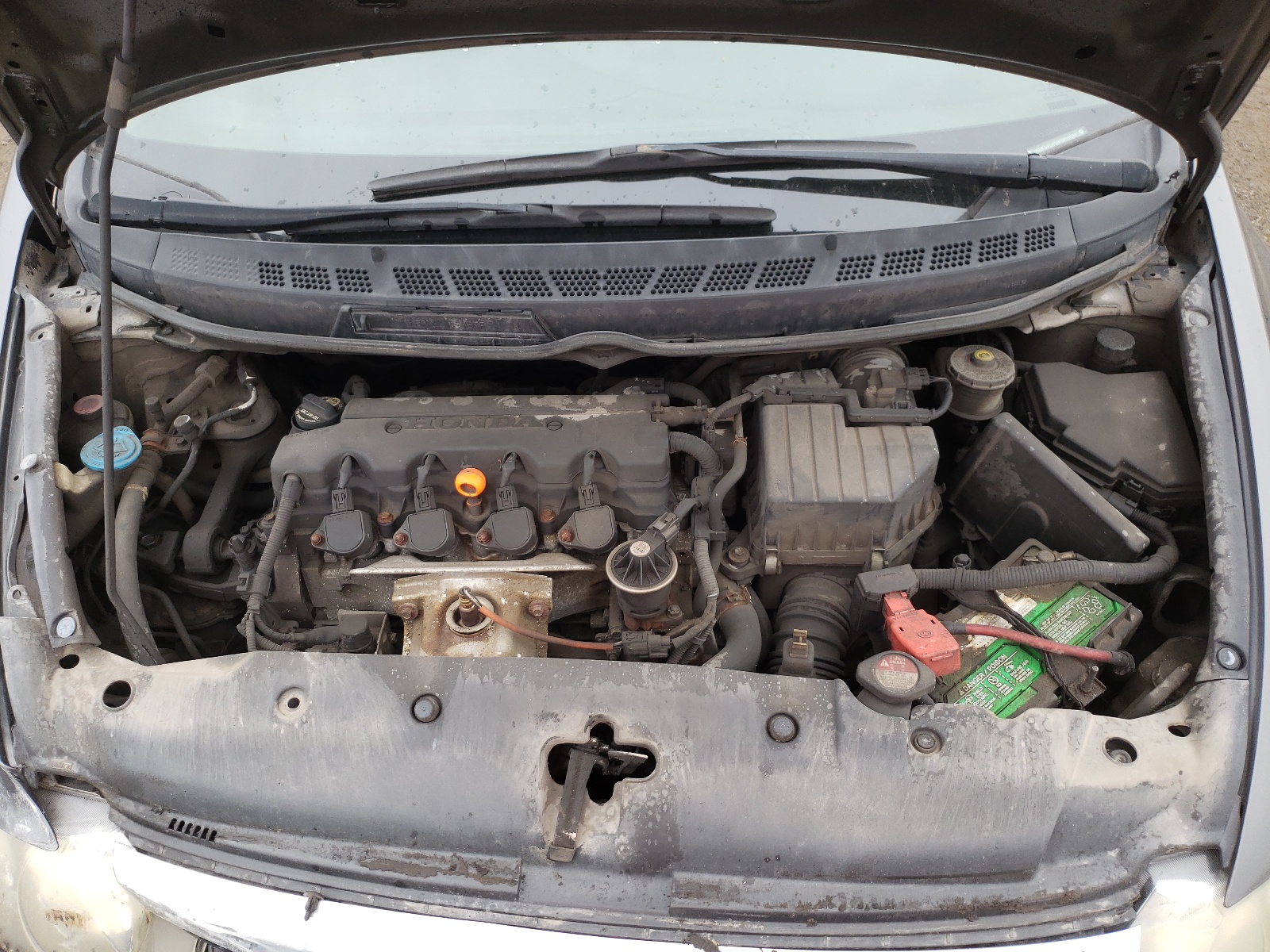 Photo 7 from auction – 2011 HONDA CIVIC LX-S with VIN 2HGFA1E69BH000072