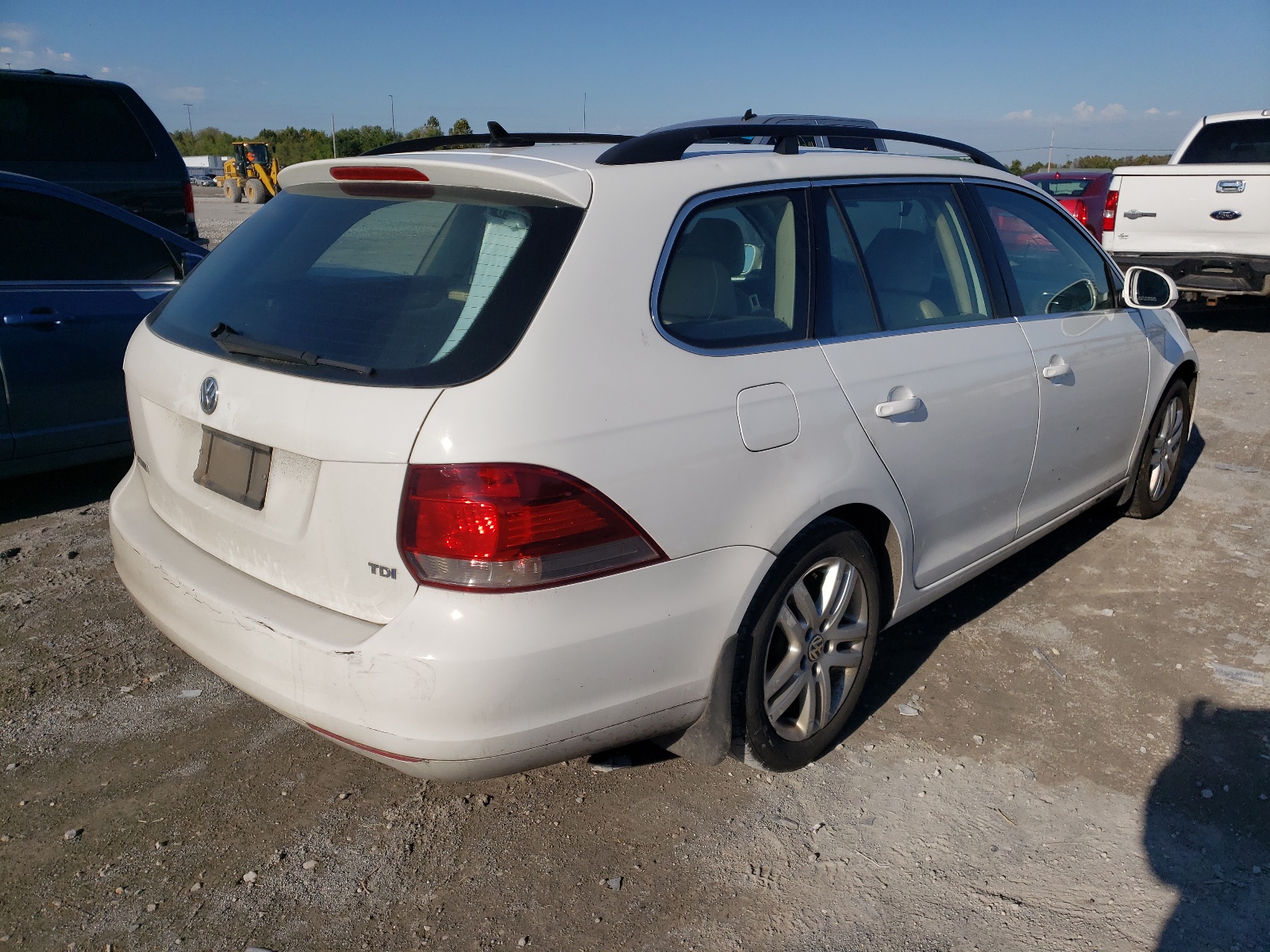 Photo 4 from auction – 2012 VOLKSWAGEN JETTA TDI with VIN 3VWPL7AJ6CM632571