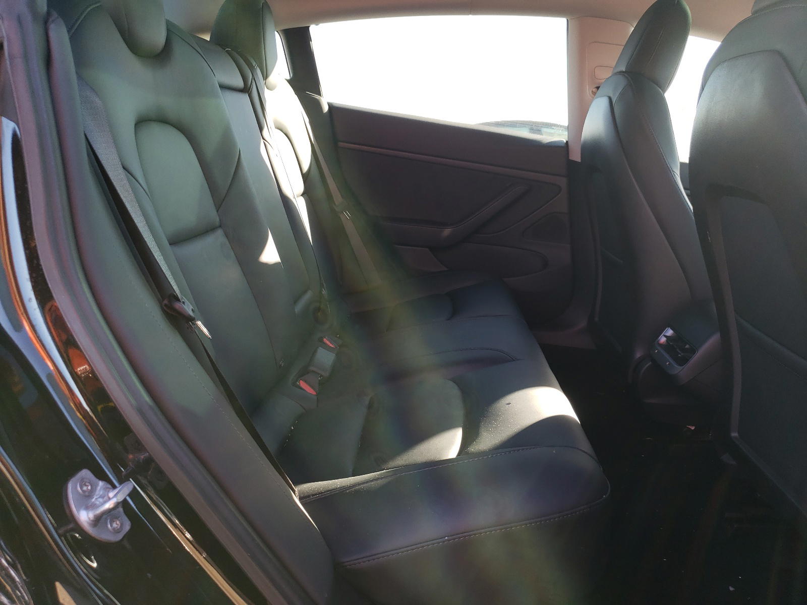 Photo 6 from auction – 2020 TESLA MODEL 3 with VIN 5YJ3E1EC5LF713098