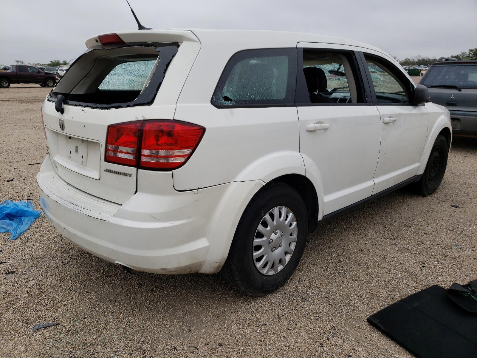 Photo 4 from auction – 2010 DODGE JOURNEY SE with VIN 3D4PG4FB1AT197889