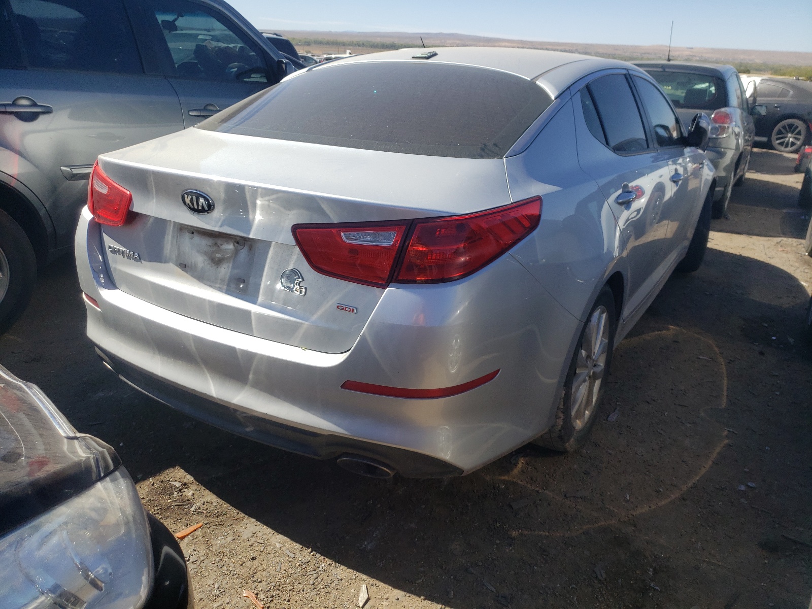 Photo 4 from auction – 2015 KIA OPTIMA LX with VIN 5XXGM4A70FG461776