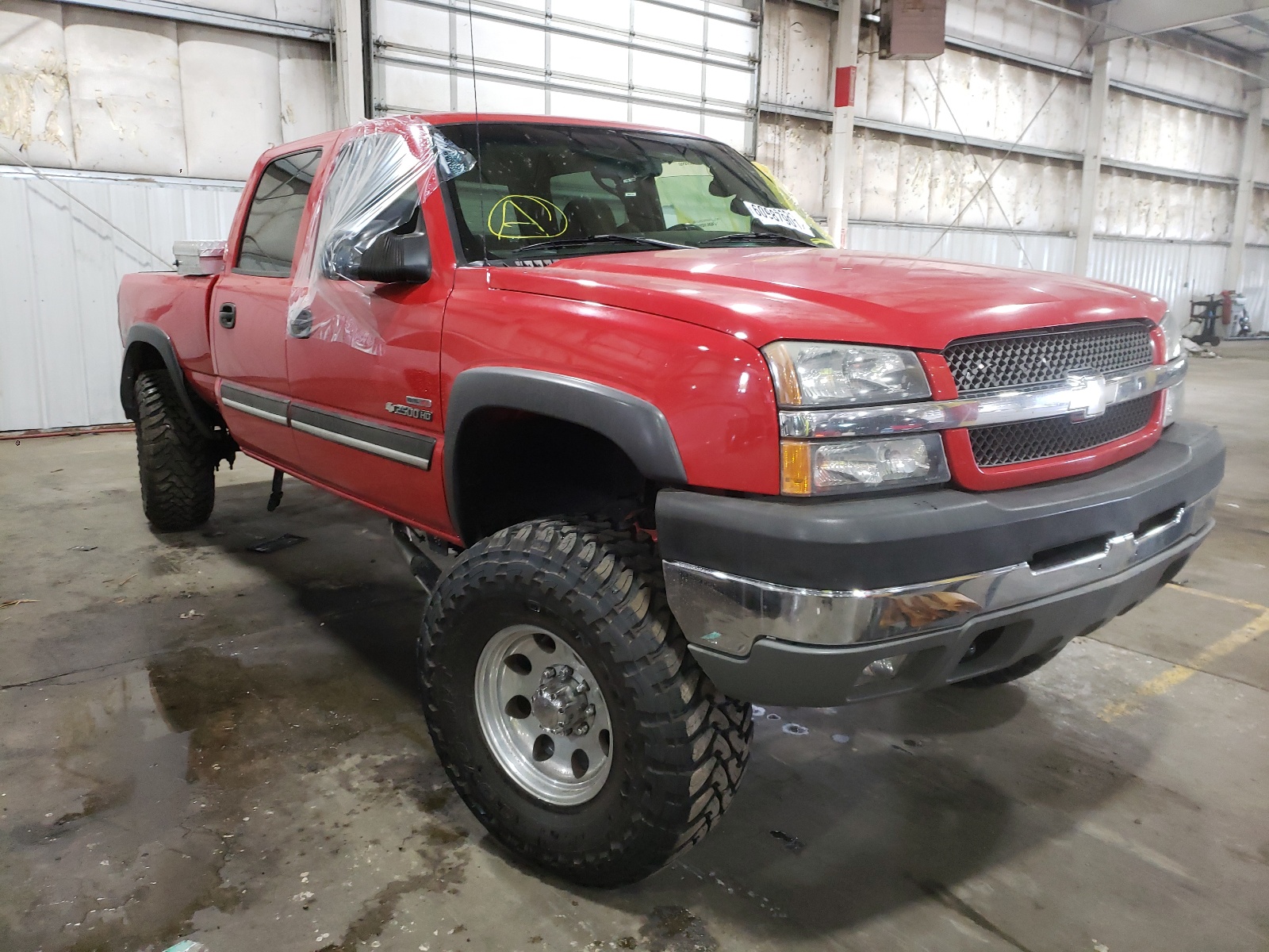 CHEVROLET SILVERADO 2004 with VIN 1GCHK23114F142101 - Photo from auction