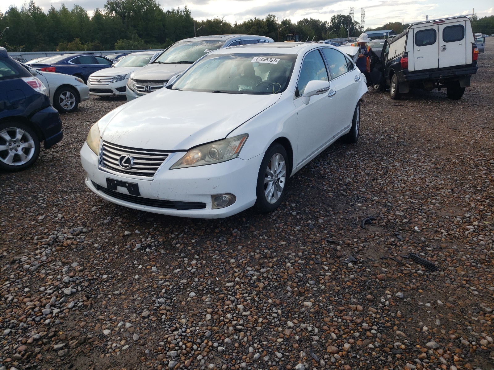 Photo 2 from auction – 2010 LEXUS ES 250 with VIN JTHBK1EG9A2347040