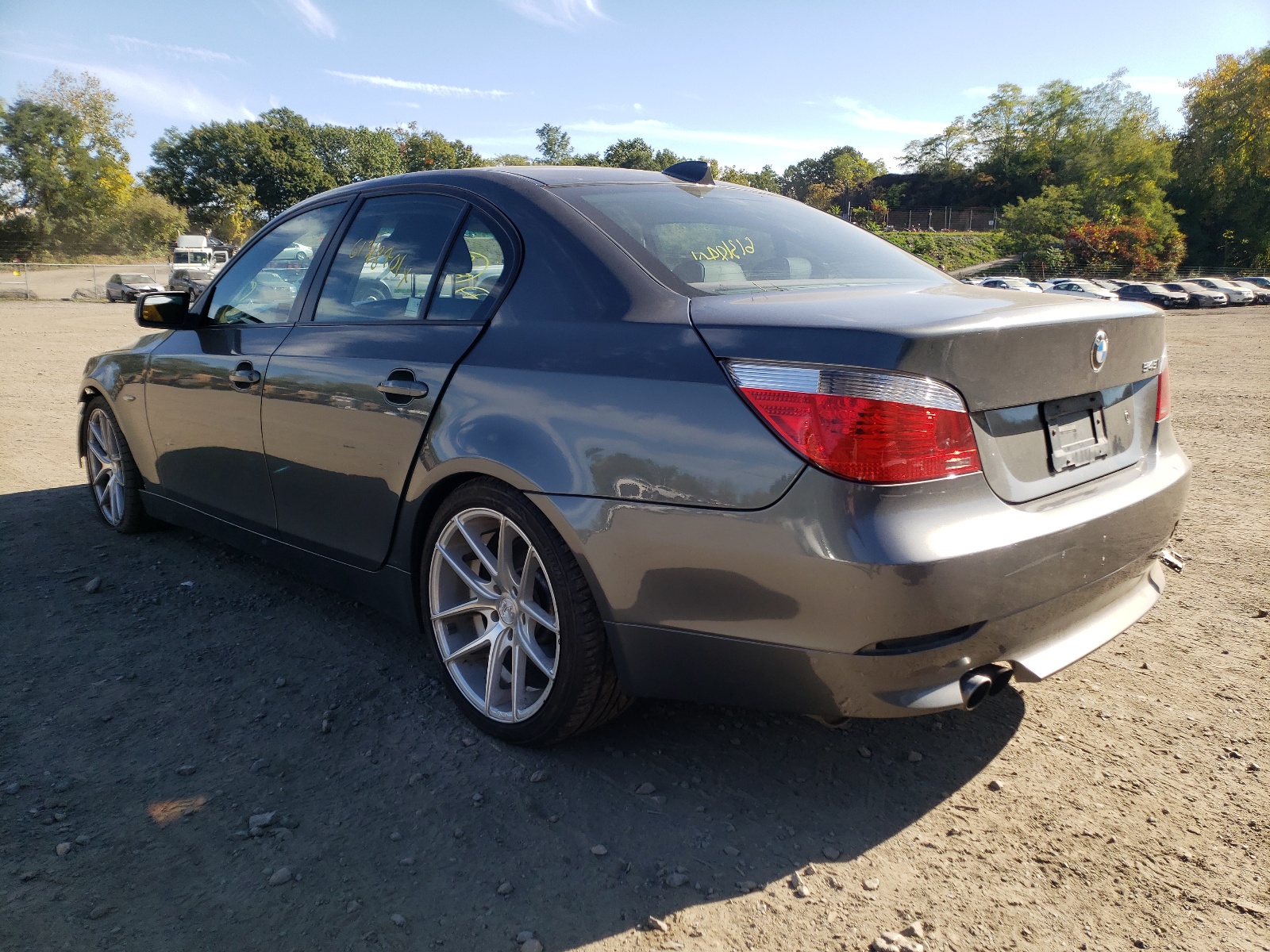 صورة رقم 3 من المزاد - 2004 BMW 545 I مع VIN WBANB33564B088391