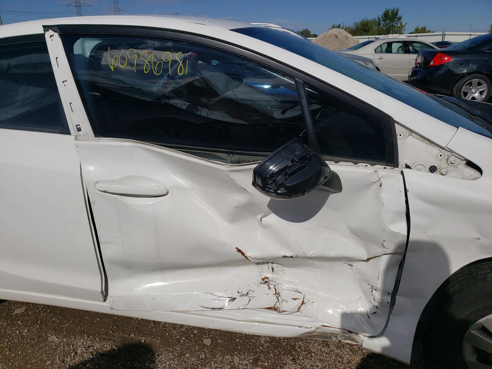 Photo 9 from auction – 2012 HONDA CIVIC LX with VIN 19XFB2F55CE052870