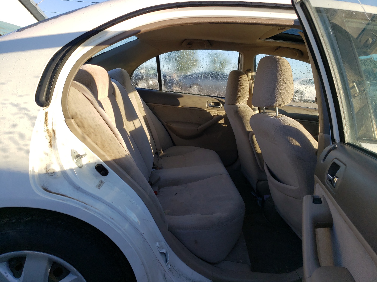 Photo 6 from auction – 2002 HONDA CIVIC EX with VIN 1HGES267X2L048849