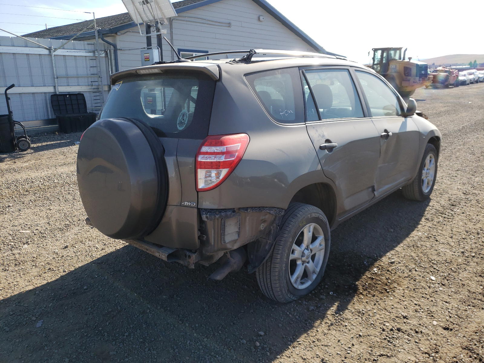 Photo 4 from auction – 2009 TOYOTA RAV4 with VIN 2T3BF33V39W013110