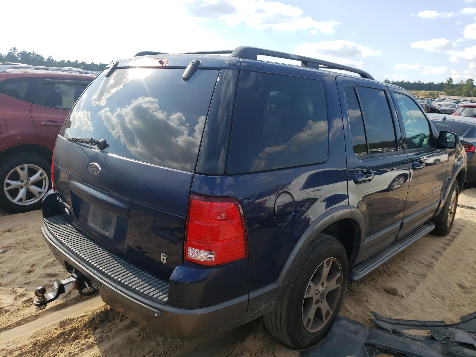 Photo 4 from auction – 2004 FORD EXPLORER X with VIN 1FMDU73W94UB06309