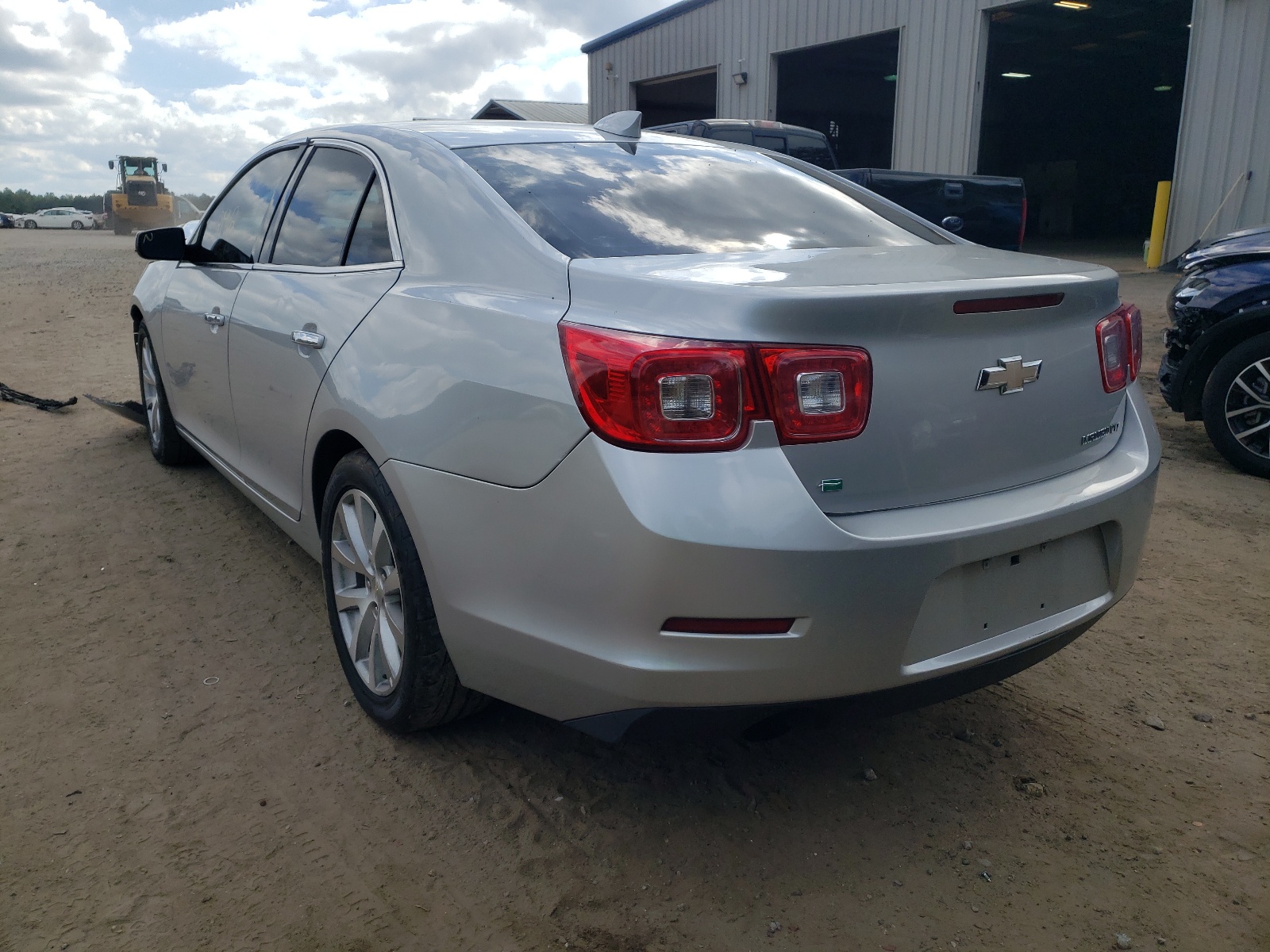 Photo 3 from auction – 2015 CHEVROLET MALIBU LTZ with VIN 1G11F5SL5FF148103