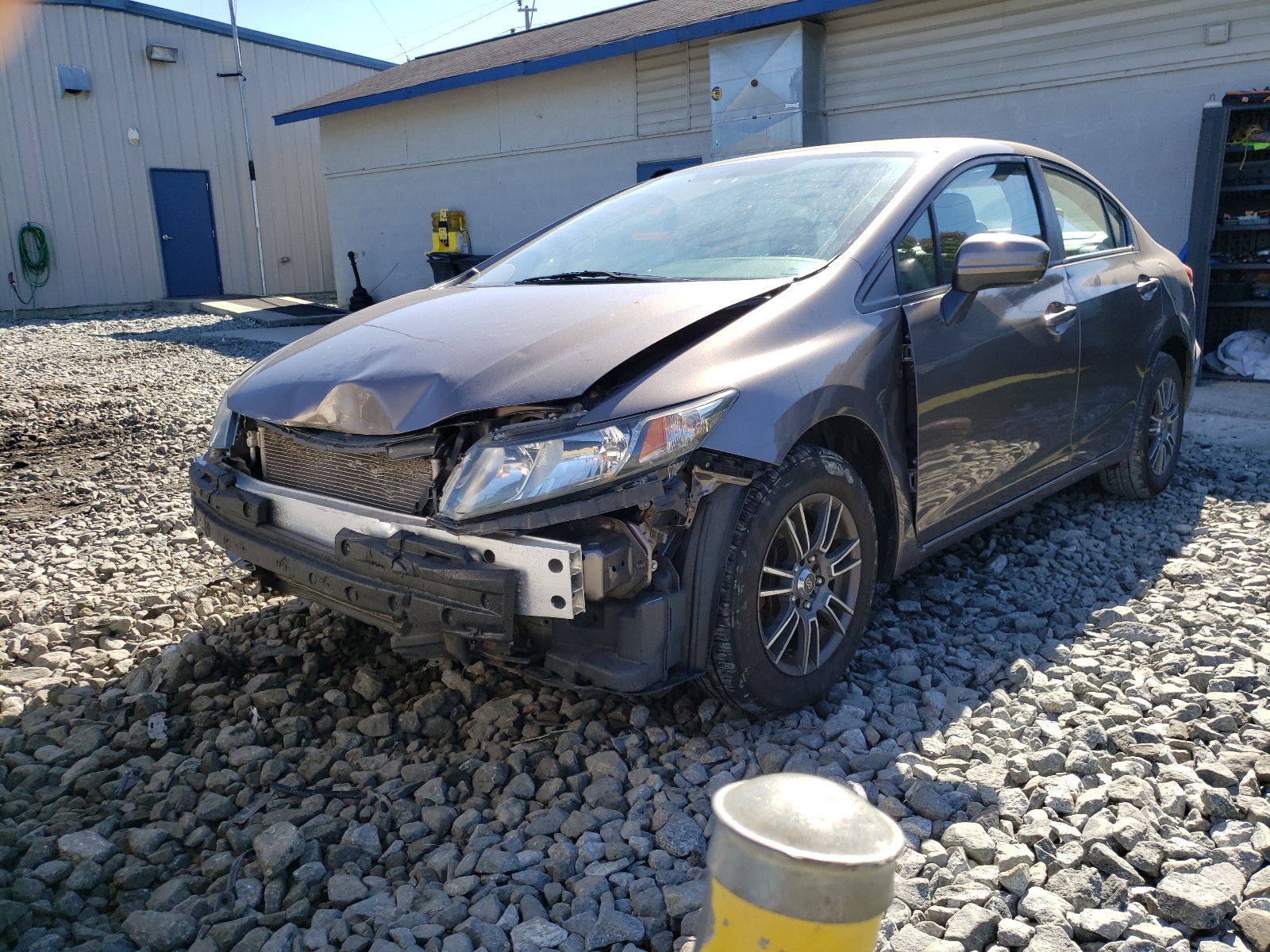 Photo 2 from auction – 2014 HONDA CIVIC LX with VIN 19XFB2F58EE241712