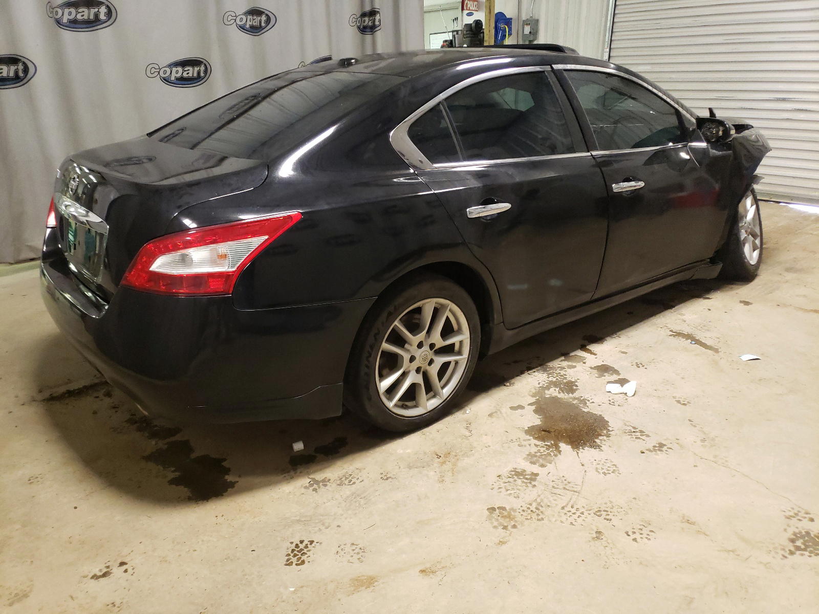 Photo 4 from auction – 2011 NISSAN MAXIMA S with VIN 1N4AA5AP1BC835770