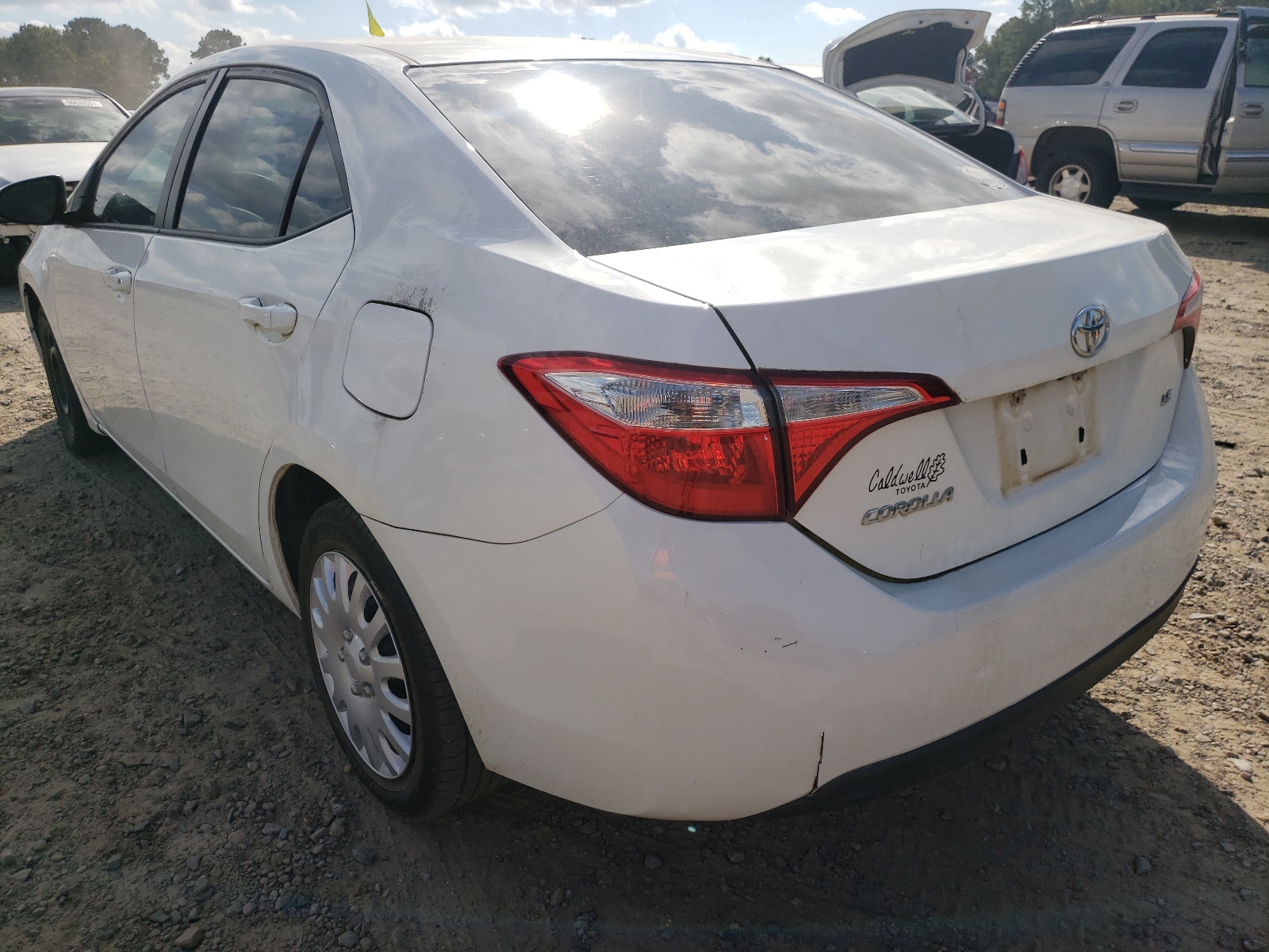 Photo 3 from auction – 2015 TOYOTA COROLLA L with VIN 5YFBURHE7FP307830