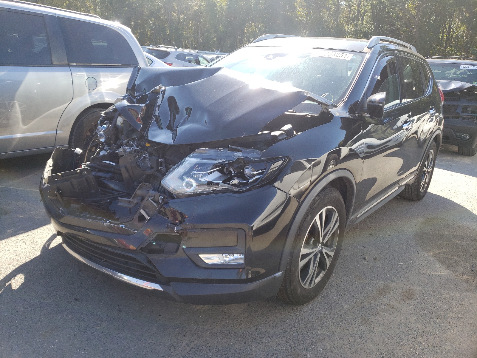 Photo 2 from auction – 2017 NISSAN ROGUE S with VIN 5N1AT2MT8HC859516