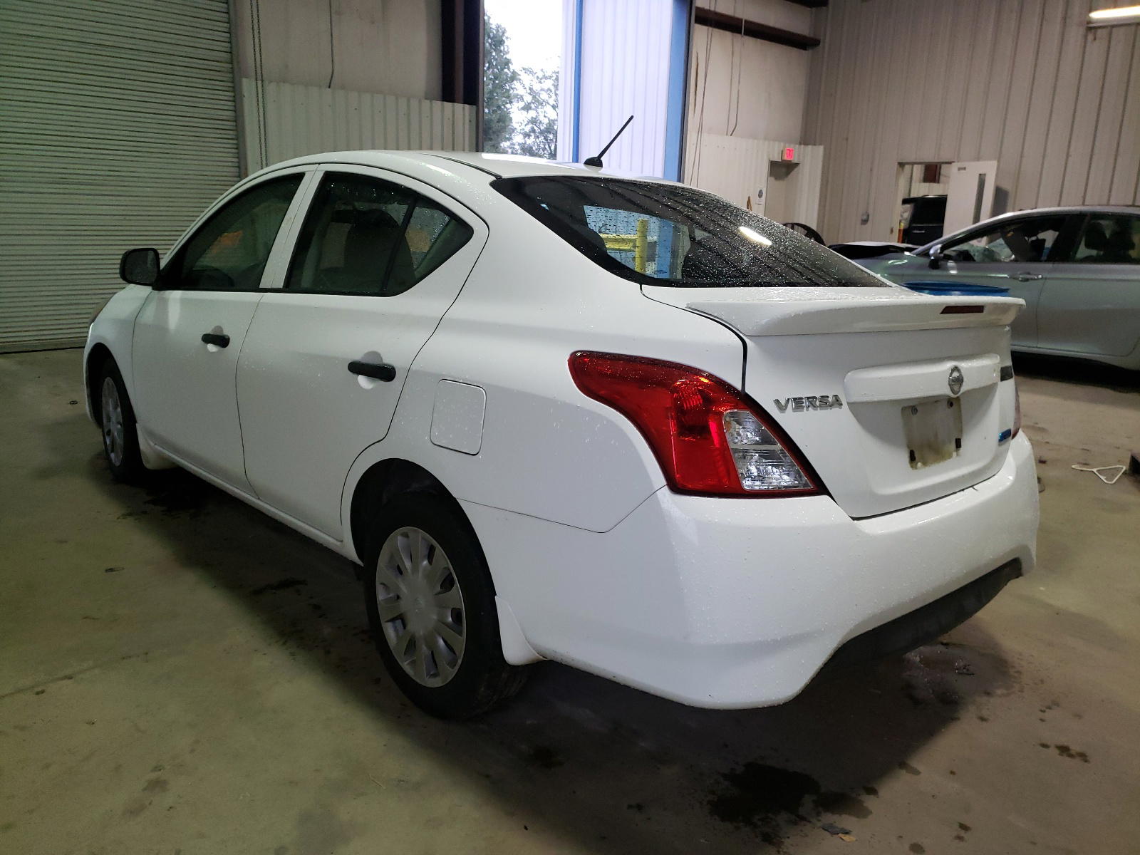 Photo 3 from auction – 2015 NISSAN VERSA S with VIN 3N1CN7AP2FL835812