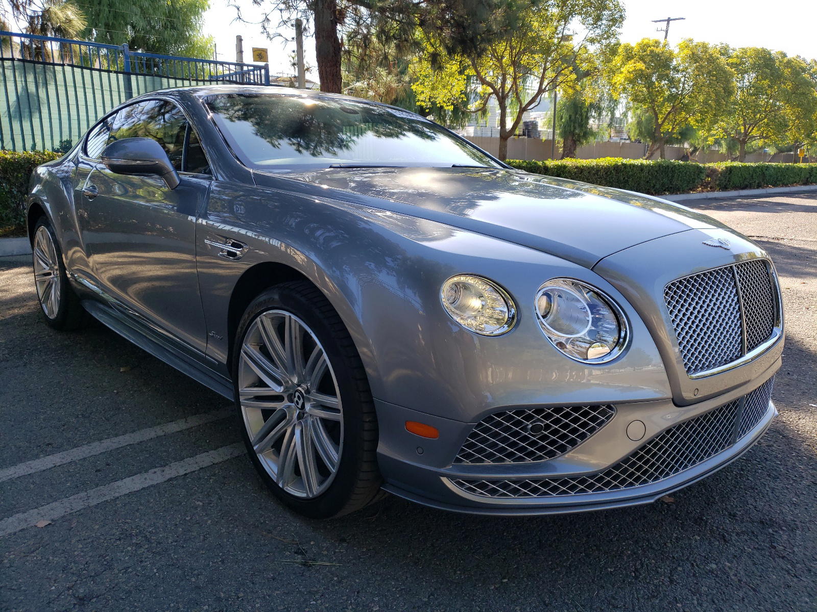 BENTLEY CONTINENTA 2017 with VIN SCBFY7ZA2HC060057 - Photo from auction