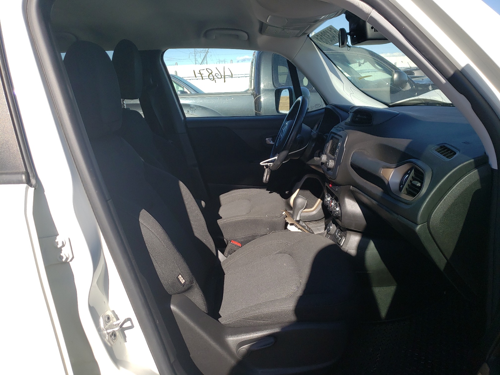 Zdjęcie 5 z aukcji – 2017 JEEP RENEGADE L z VIN ZACCJBBB9HPG42341