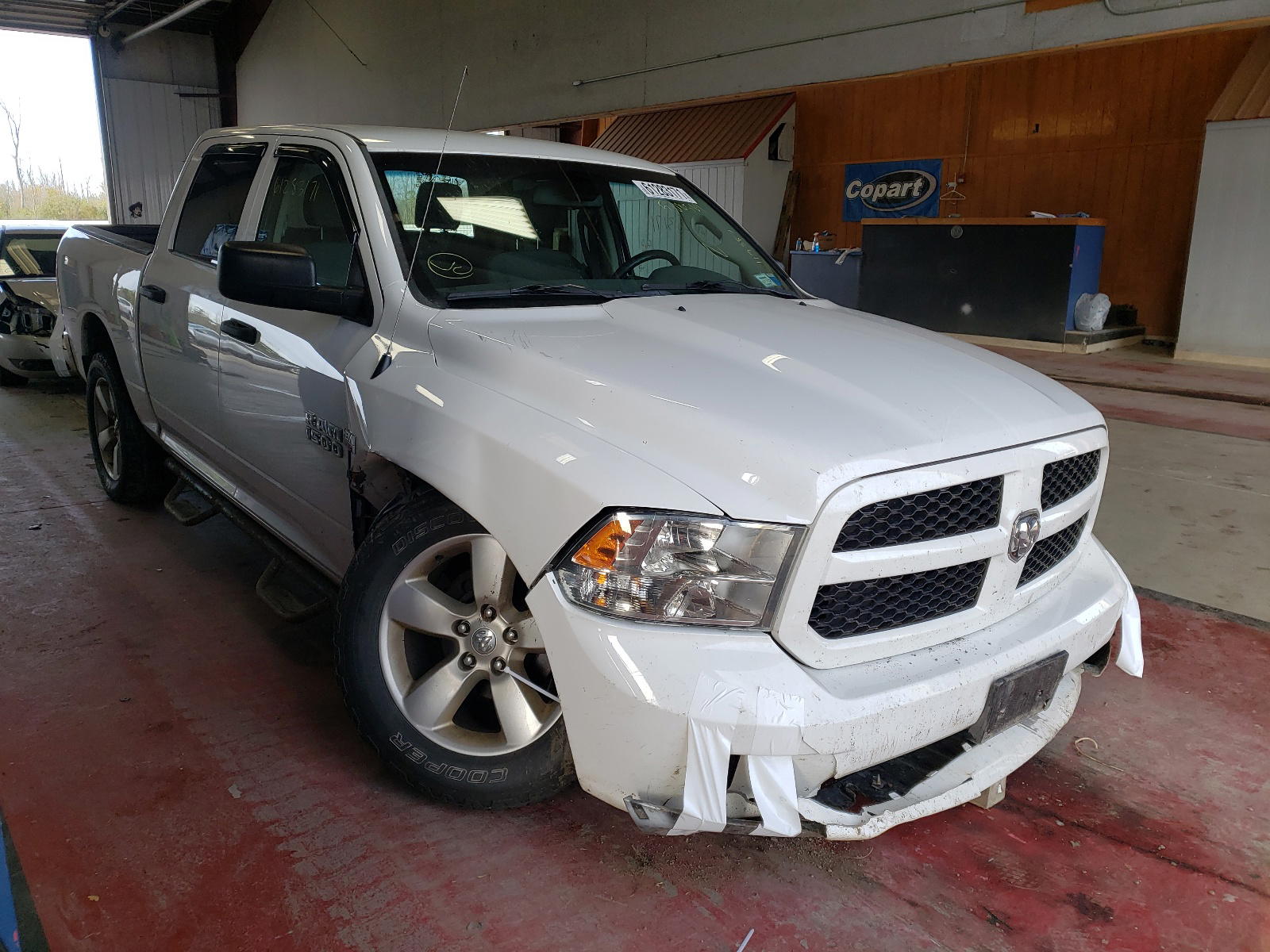 RAM 1500 ST 2015 with VIN 1C6RR7KT1FS508589 - Photo from auction