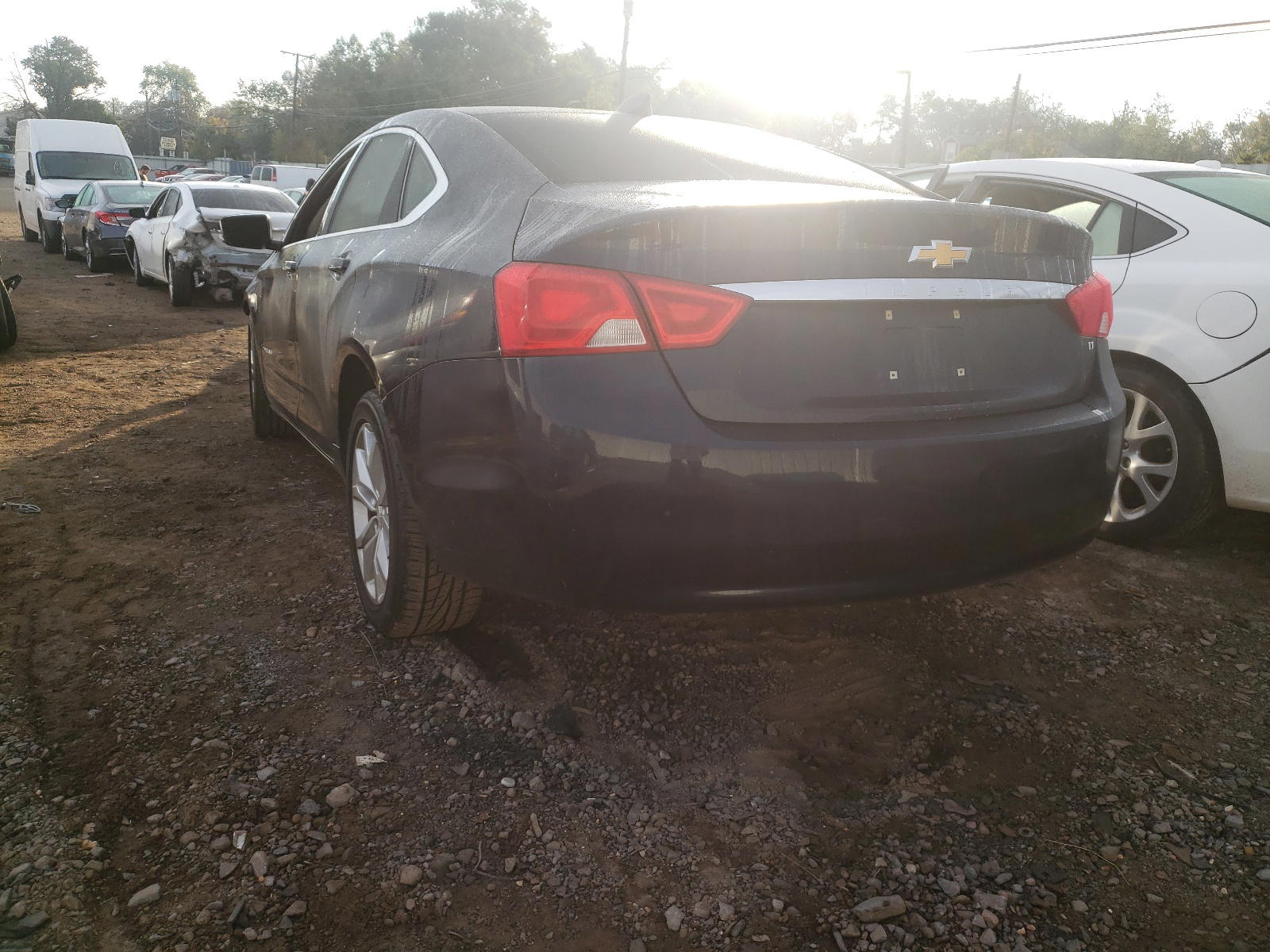 Photo 3 from auction – 2017 CHEVROLET IMPALA LT with VIN 2G1105SA0H9166472