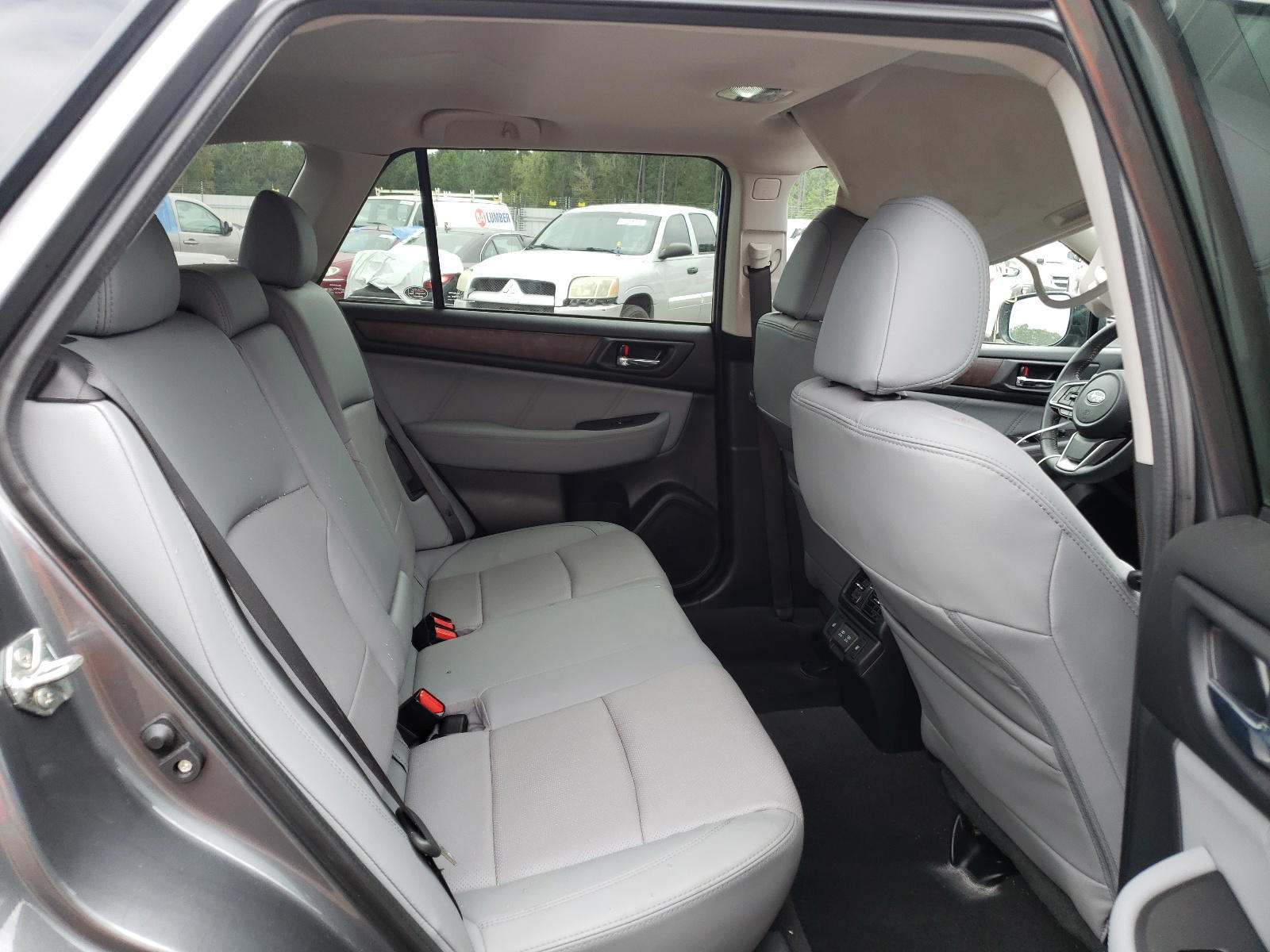 Photo 6 from auction – 2019 SUBARU OUTBACK 3. with VIN 4S4BSENC9K3281456