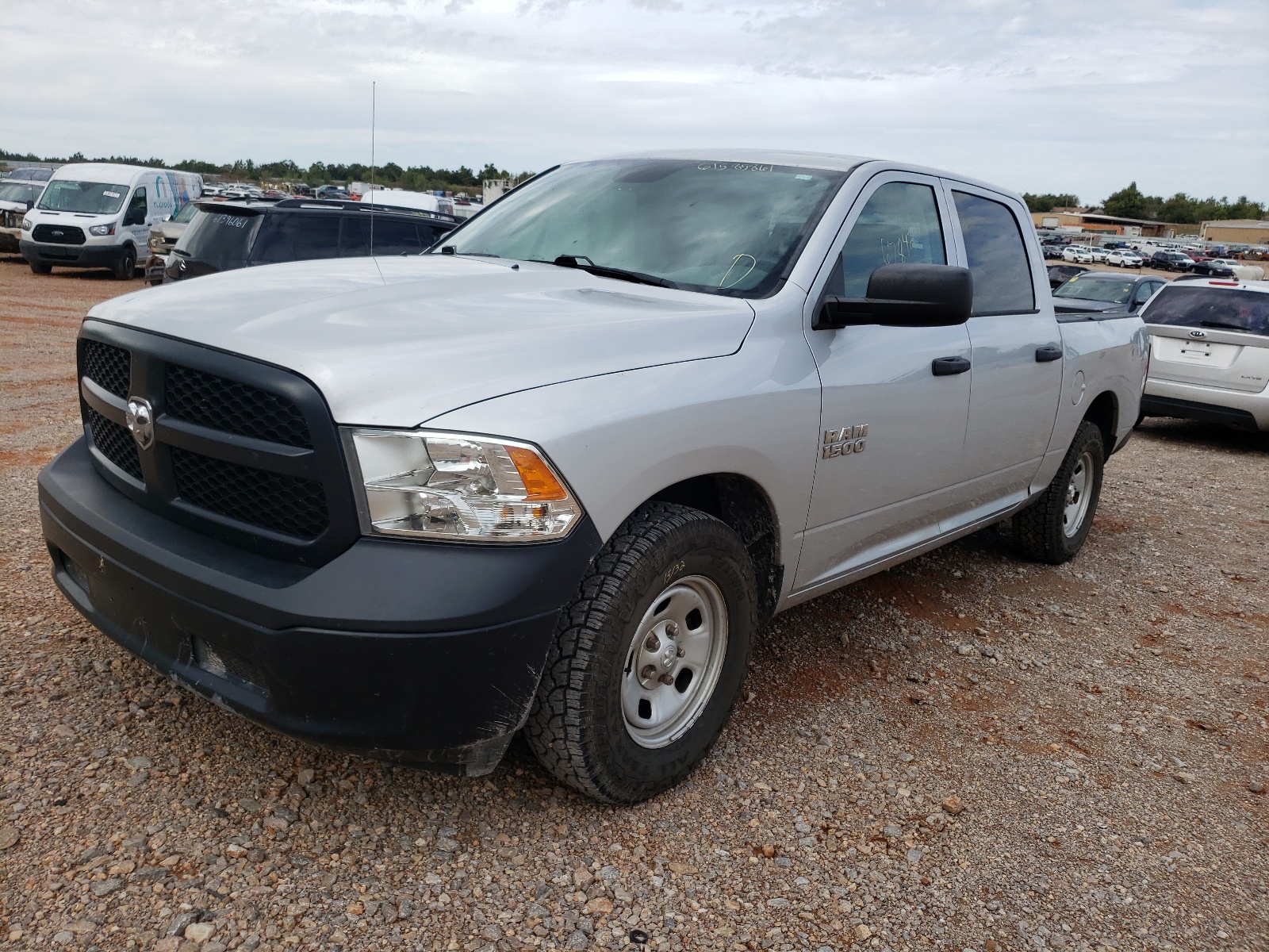 Photo 2 from auction – 2017 RAM 1500 ST with VIN 1C6RR6KG1HS556383