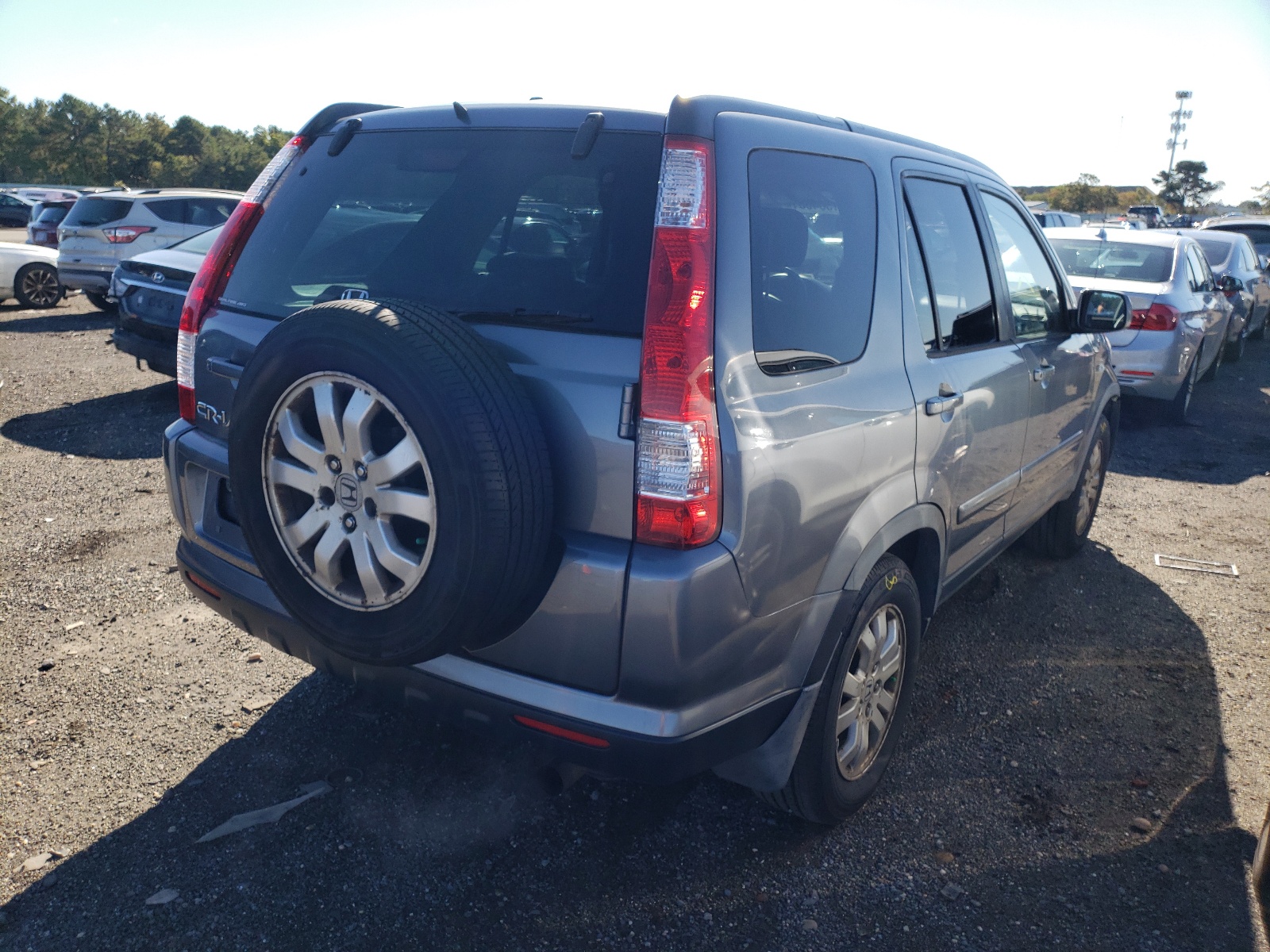 Photo 4 from auction – 2006 HONDA CR-V SE with VIN JHLRD78976C045664