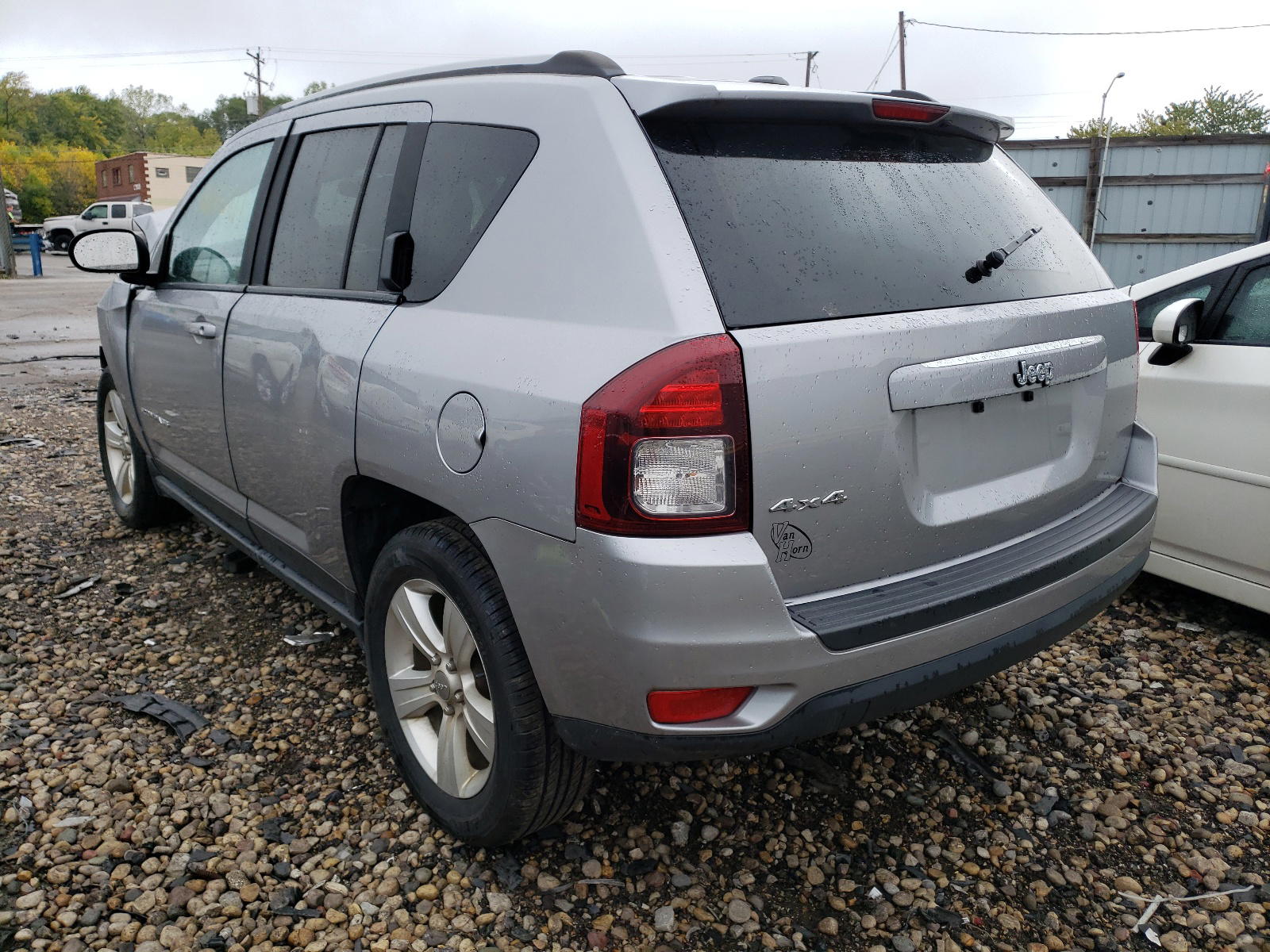 Photo 3 from auction – 2016 JEEP COMPASS SP with VIN 1C4NJDBB1GD631609