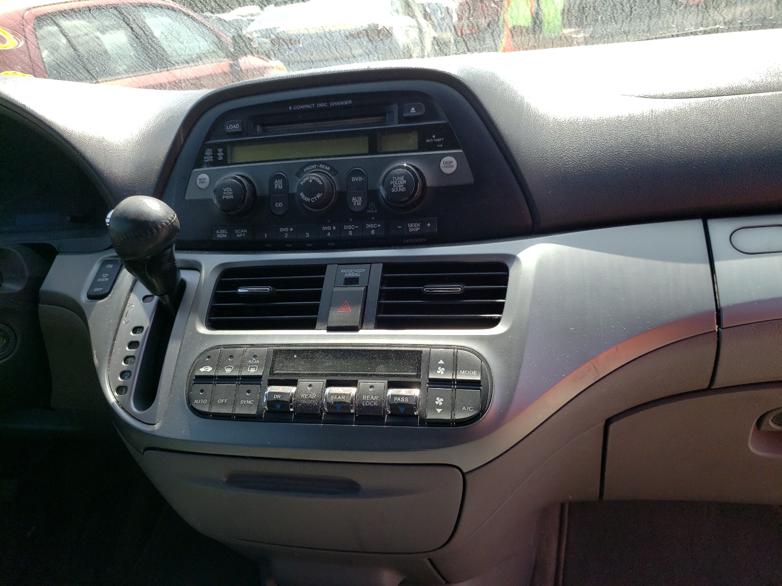 Photo 9 from auction – 2009 HONDA ODYSSEY EX with VIN 5FNRL38759B001743