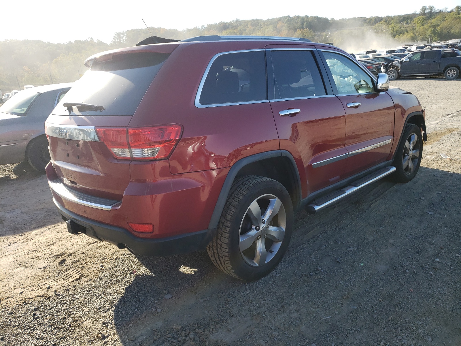 Photo 4 from auction – 2011 JEEP GRAND CHER with VIN 1J4RR6GT8BC573966