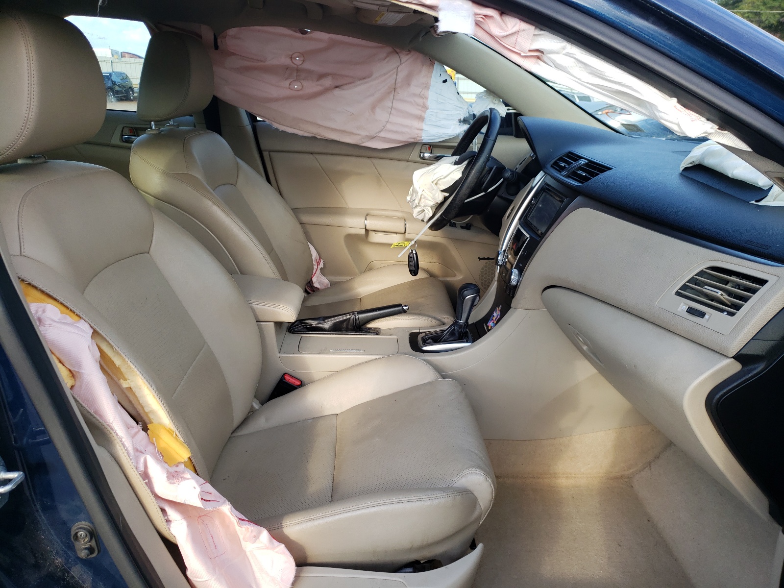 صورة رقم 5 من المزاد - 2011 SUZUKI KIZASHI SP مع VIN JS2RF9A86B6110118
