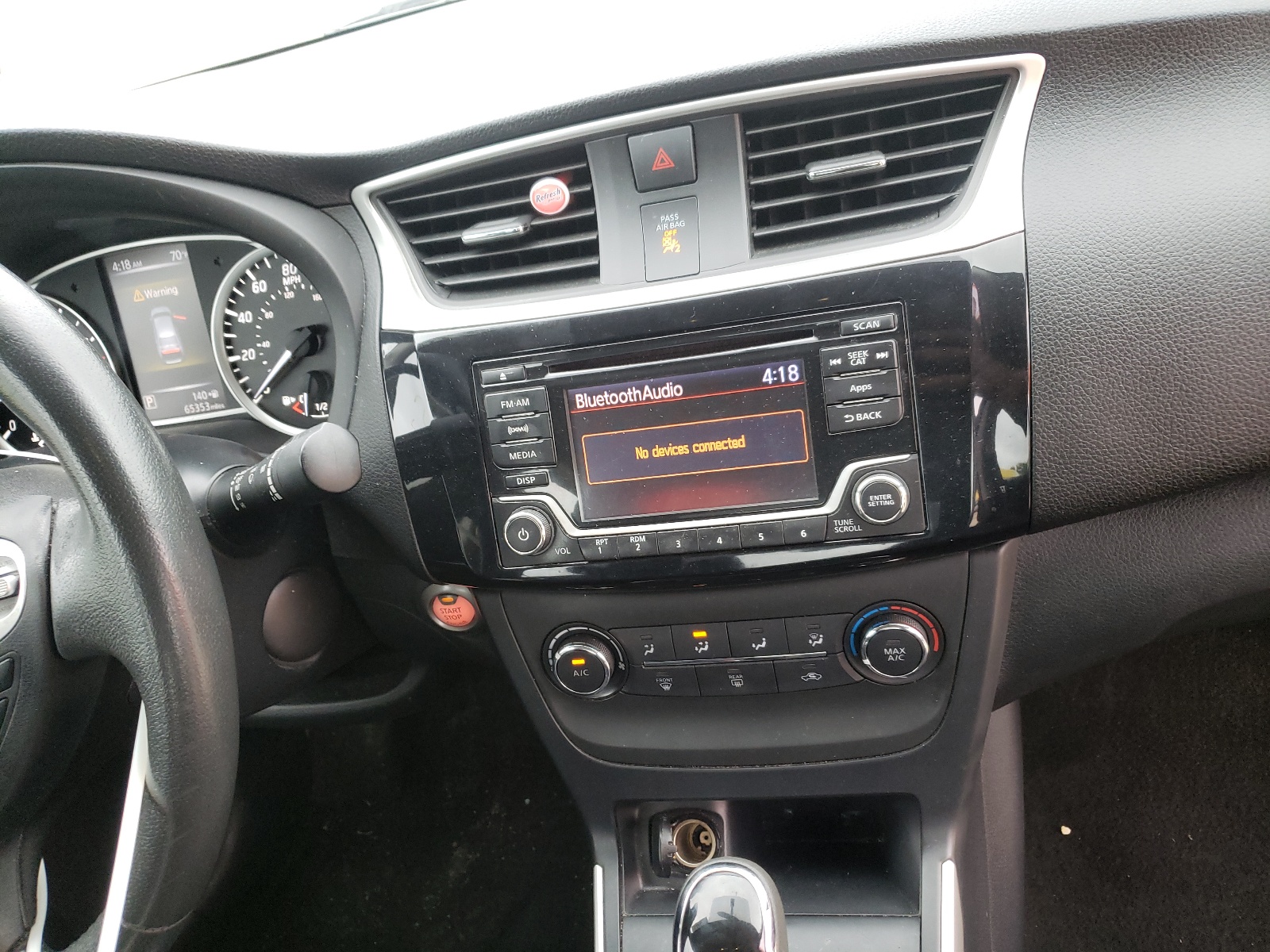 Photo 9 from auction – 2016 NISSAN SENTRA S with VIN 3N1AB7AP5GL676561