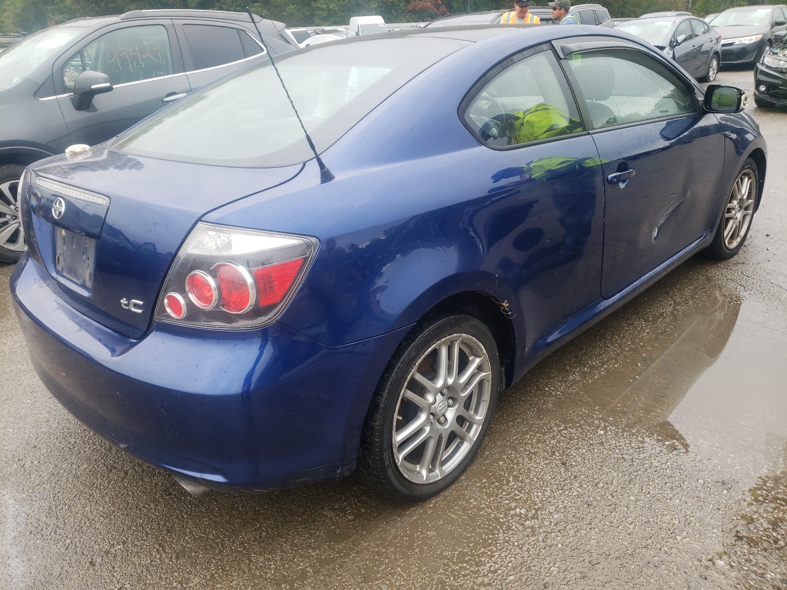 Photo 4 from auction – 2008 TOYOTA SCION TC with VIN JTKDE167880250250