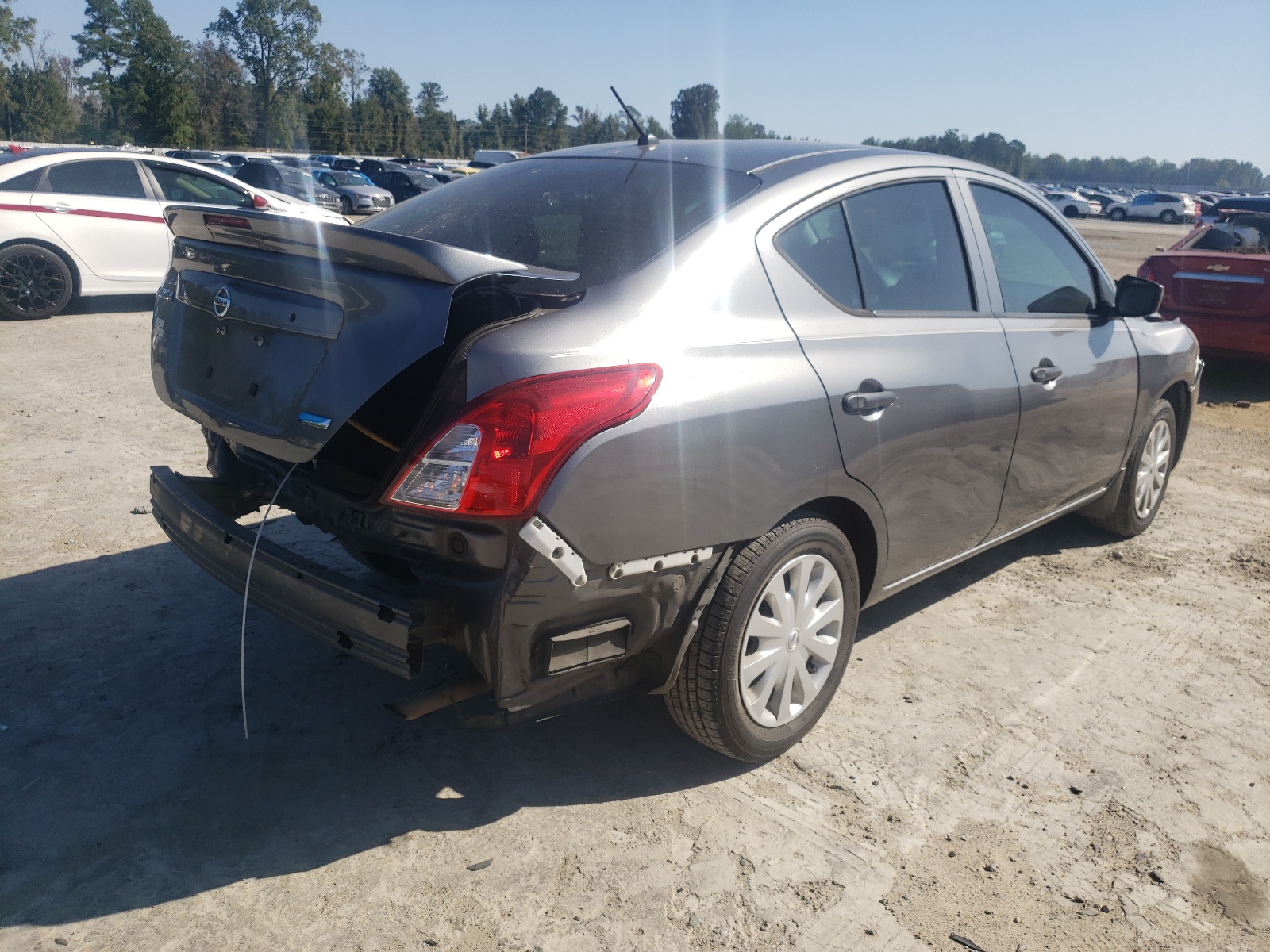 Photo 4 from auction – 2016 NISSAN VERSA S with VIN 3N1CN7AP0GL851976