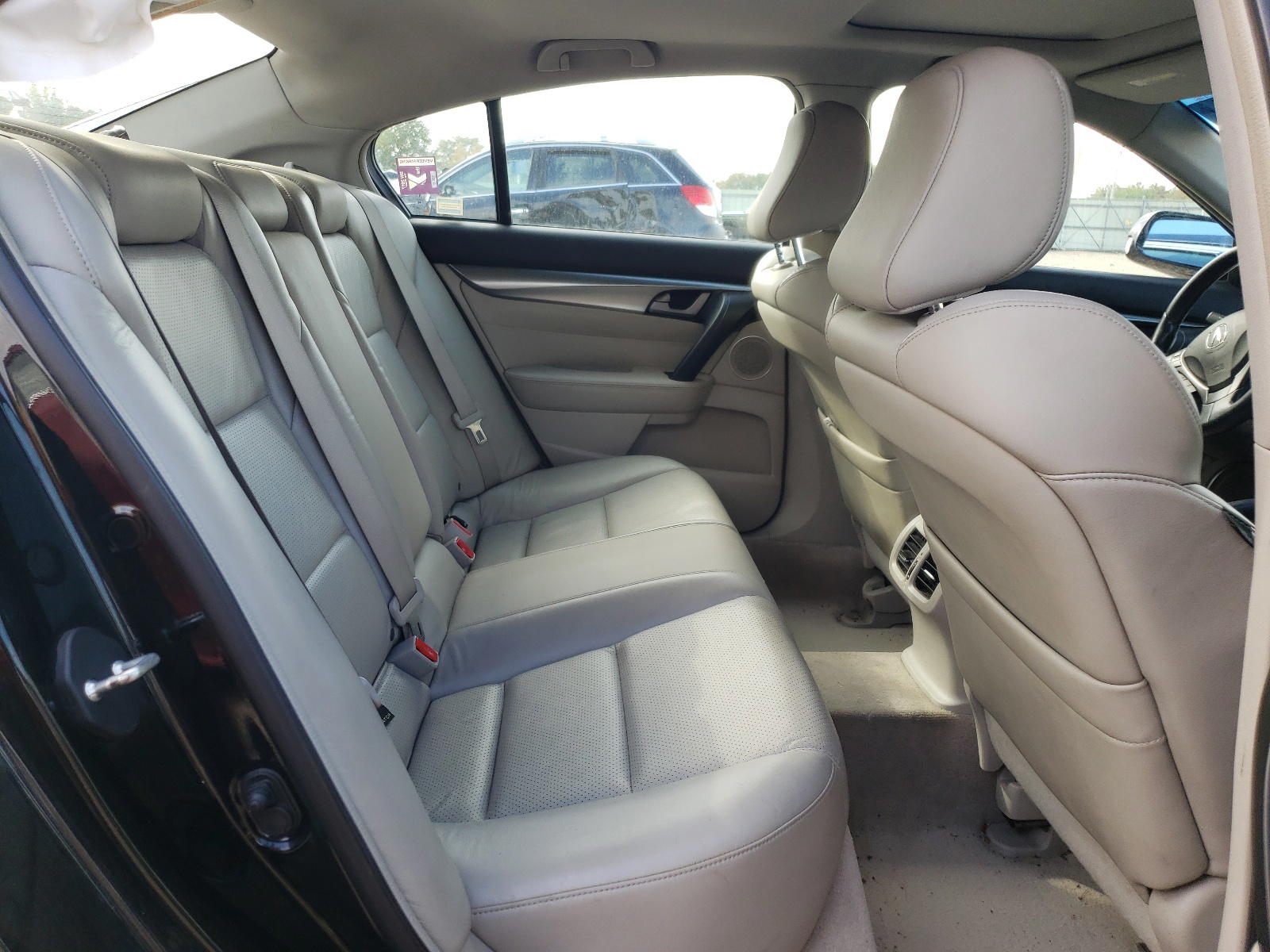 Photo 6 from auction – 2011 ACURA TL with VIN 19UUA8F59BA006720