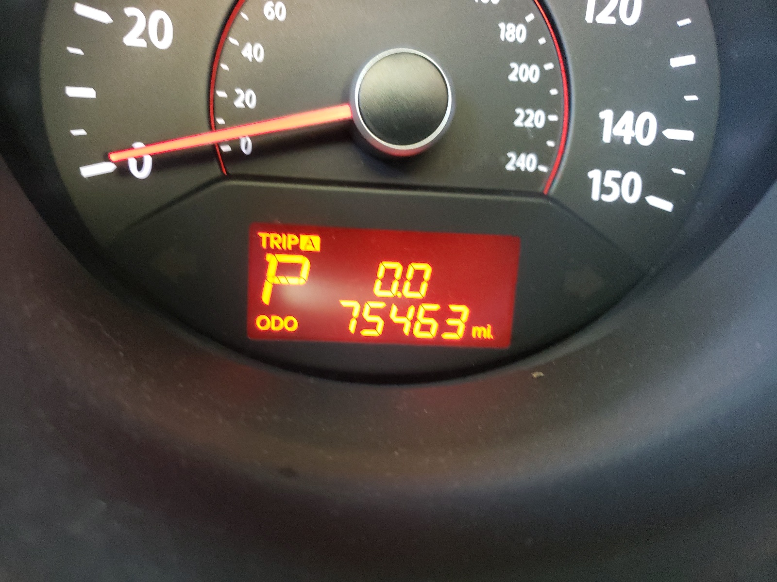 Photo 8 from auction – 2012 KIA SORENTO EX with VIN 5XYKU4A62CG227227