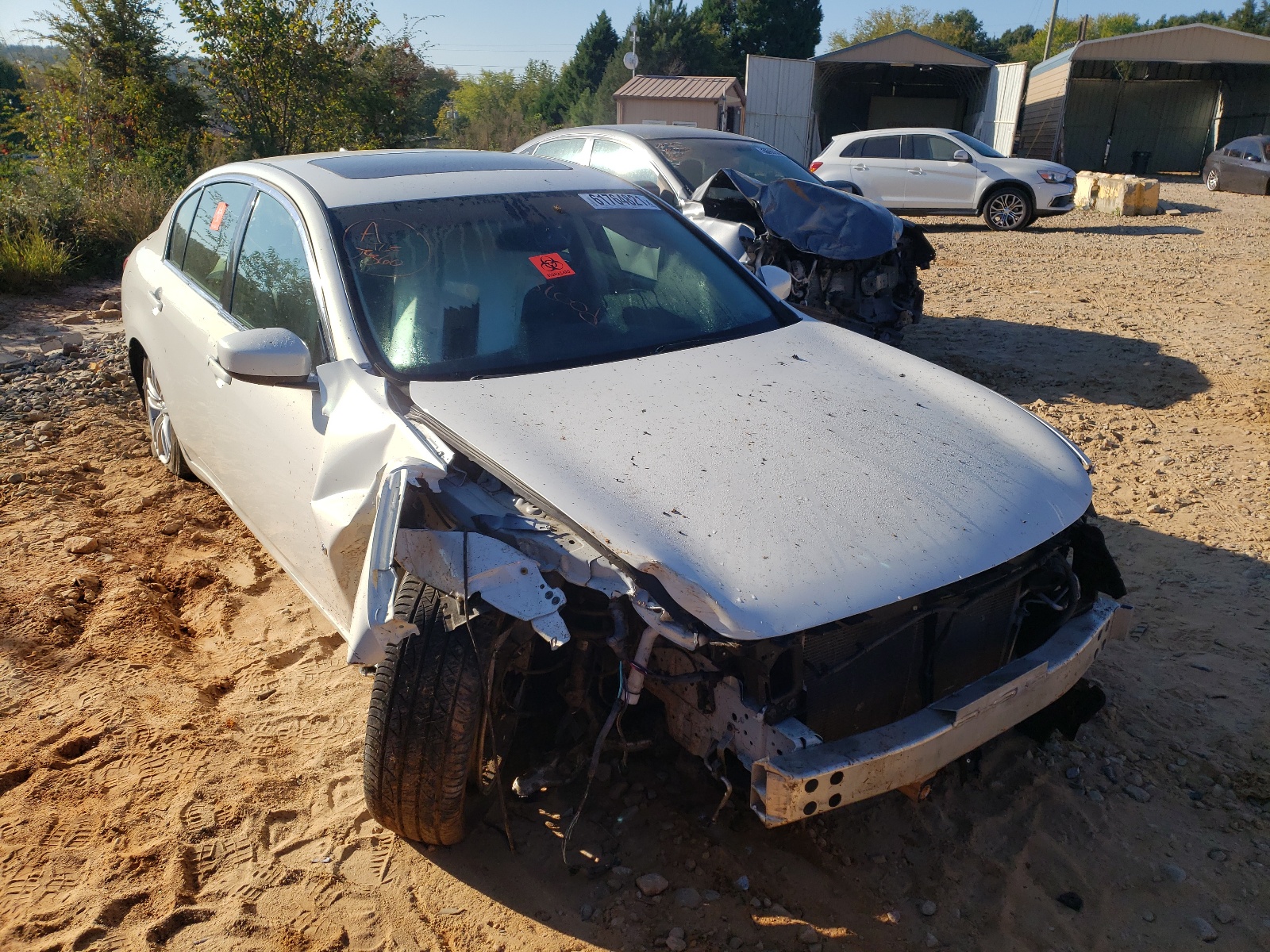 INFINITI Q40 2015 with VIN JN1CV6AR2FM521272 - Photo from auction